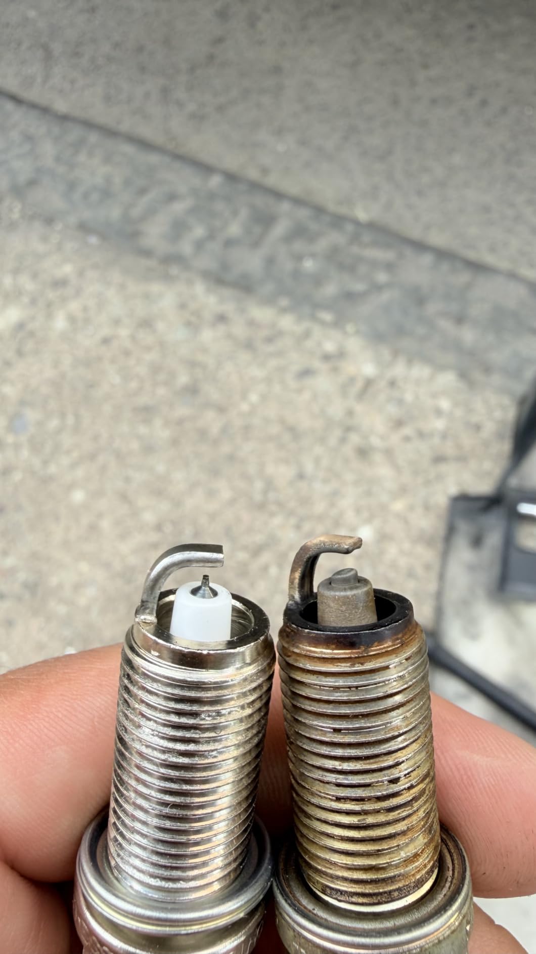 6 pc DENSO Iridium Long Life Spark Plugs for Toyota 4Runner 4.0L V6 2003-13 | OE-grade iridium center for factory-spec efficiency and 80,000-100,000 mile service life. customer photo 1