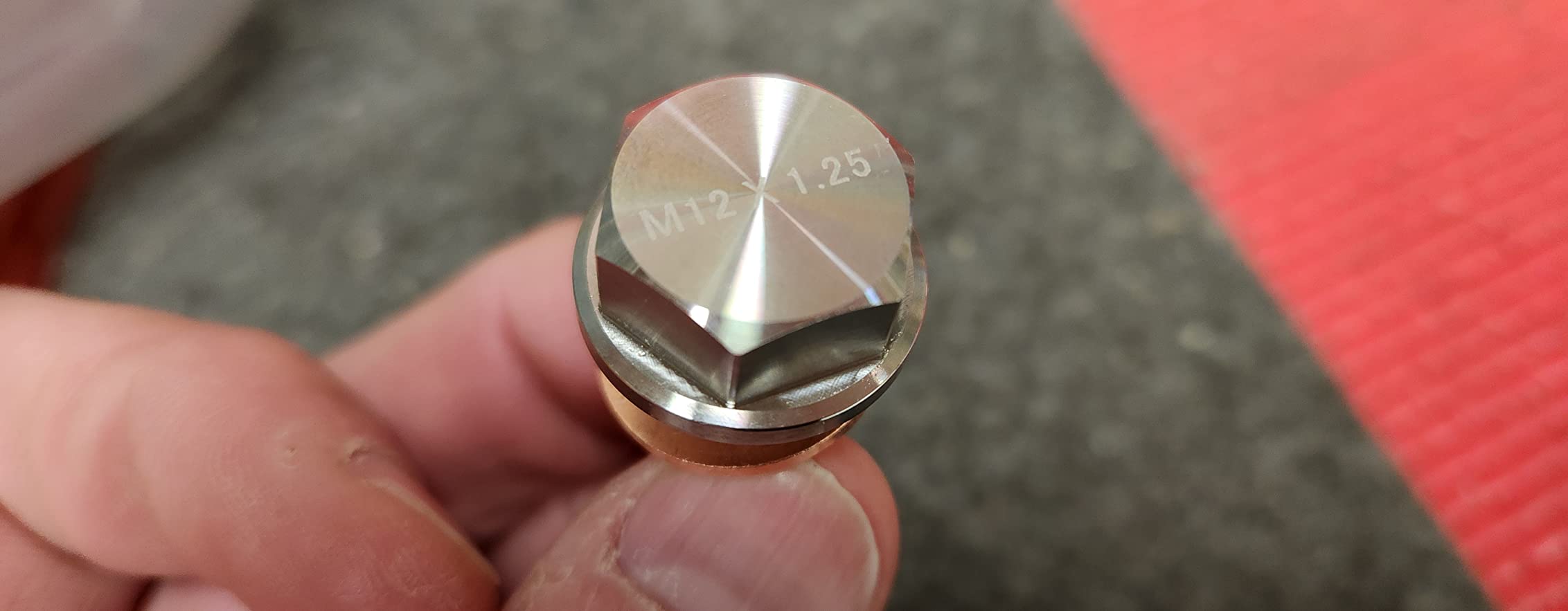 M12 x1.5 Magnetic Oil Drain Plug Stainless Steel with Neodymium Magnet Red Copper Washer Gaskets Replacement for BMW Benz customer photo 1