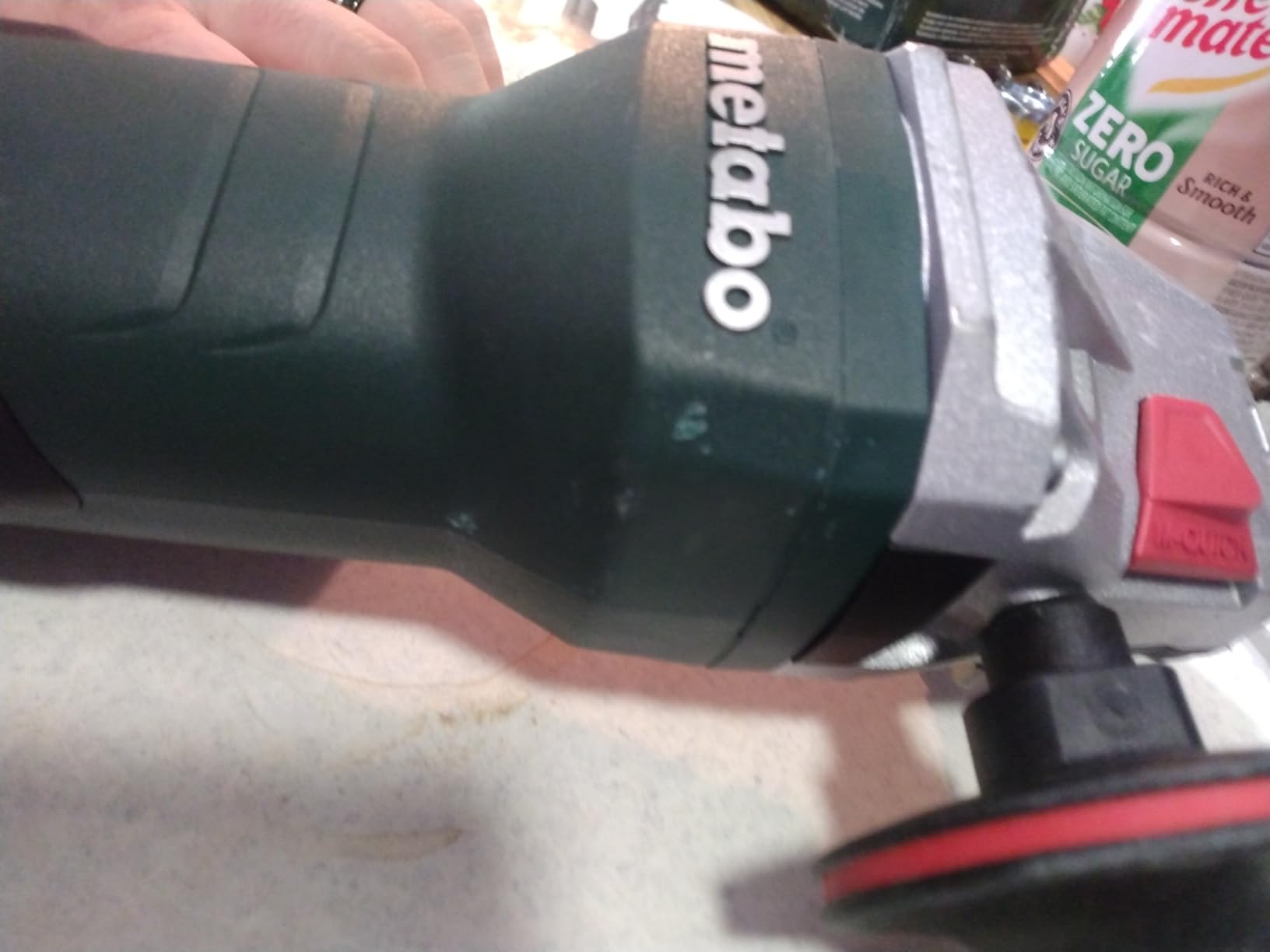Metabo 4-1/2-5-Inch Angle Grinder, 11 Amp, 11,000 RPM, Non-Locking Paddle Switch, Made in Germany, WP 11-125 Quick customer photo 2