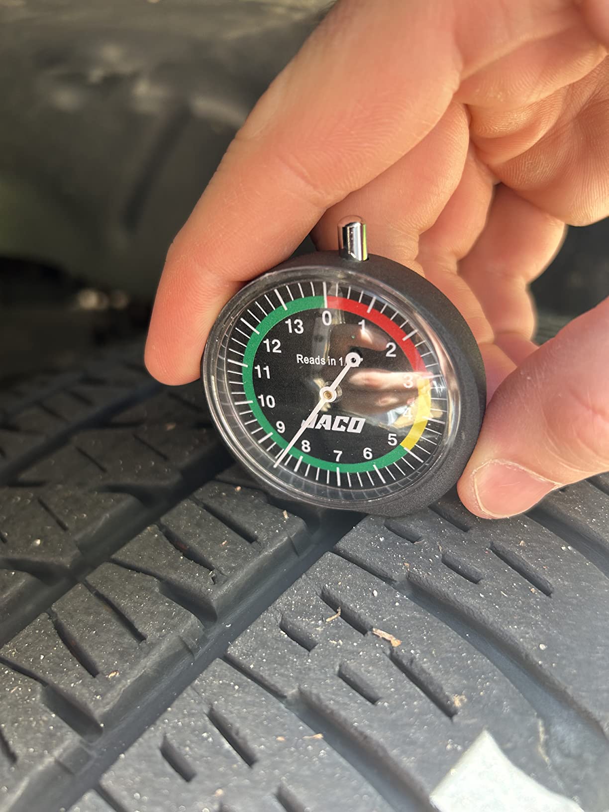 JACO TreadPro Tire Tread Depth Gauge, Dial Type (Reads in 1/32