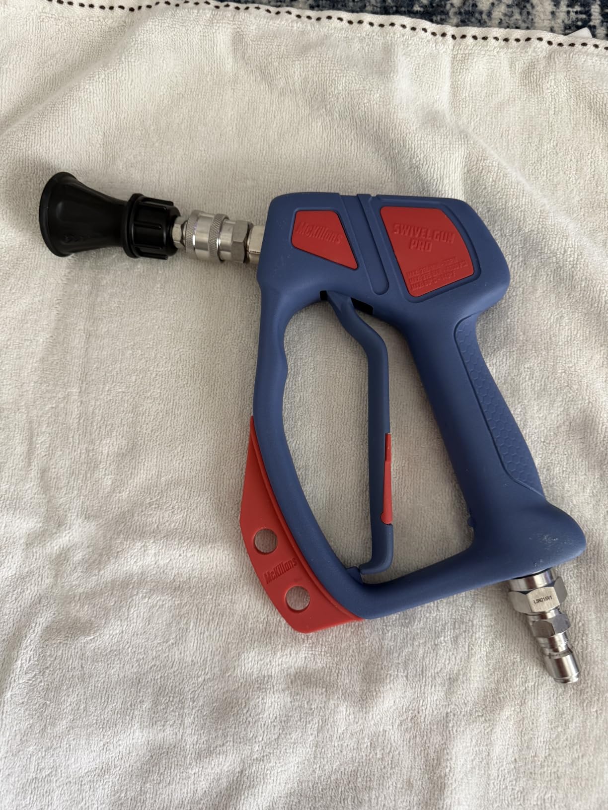 McKillans 40 Degree Pressure Washer Nozzle - Stainless Steel, High-Efficiency Cleaning, Durable Nozzle Guard with Rubberized Protection (4.0 Orifice) customer photo 1