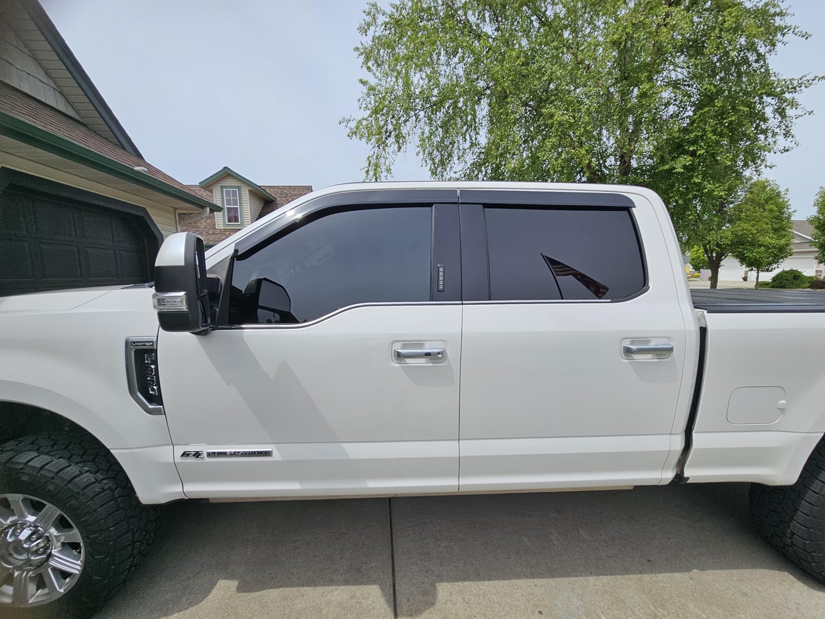 PROJE' Water Spot Remover - Neutralizes & Breaks Down Hard Water Spots - For Glass, Paint, Metal, Shower Doors, Car Detailing & More - Can Be Used on Ceramic Coated Vehicles - 16 Fl Oz customer photo 2