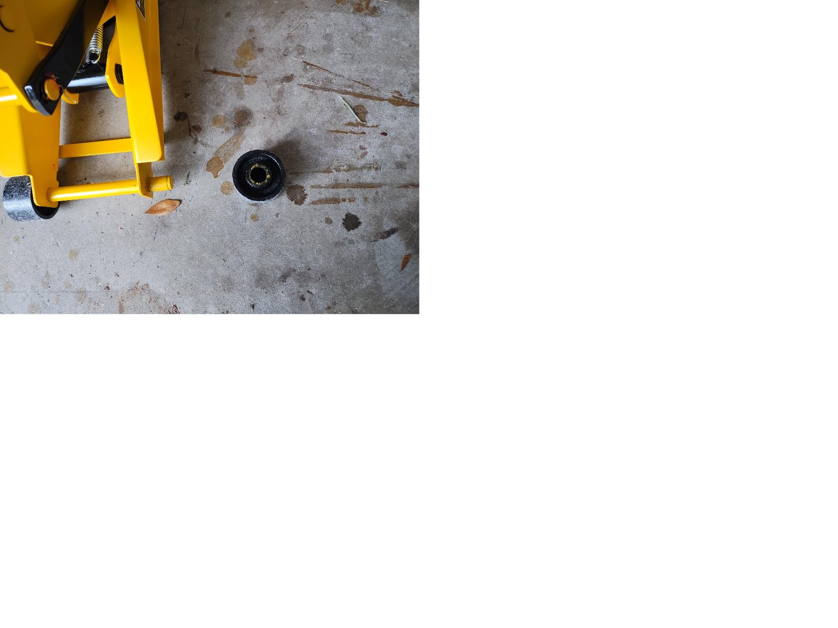 YELLOW JACKET Hydraulic Floor Jack, Quickly Lift Car Jack with Dual Pumps, Heavy Duty Steel Service Jack, 3 Ton (6600 lb) Capacity customer photo 1