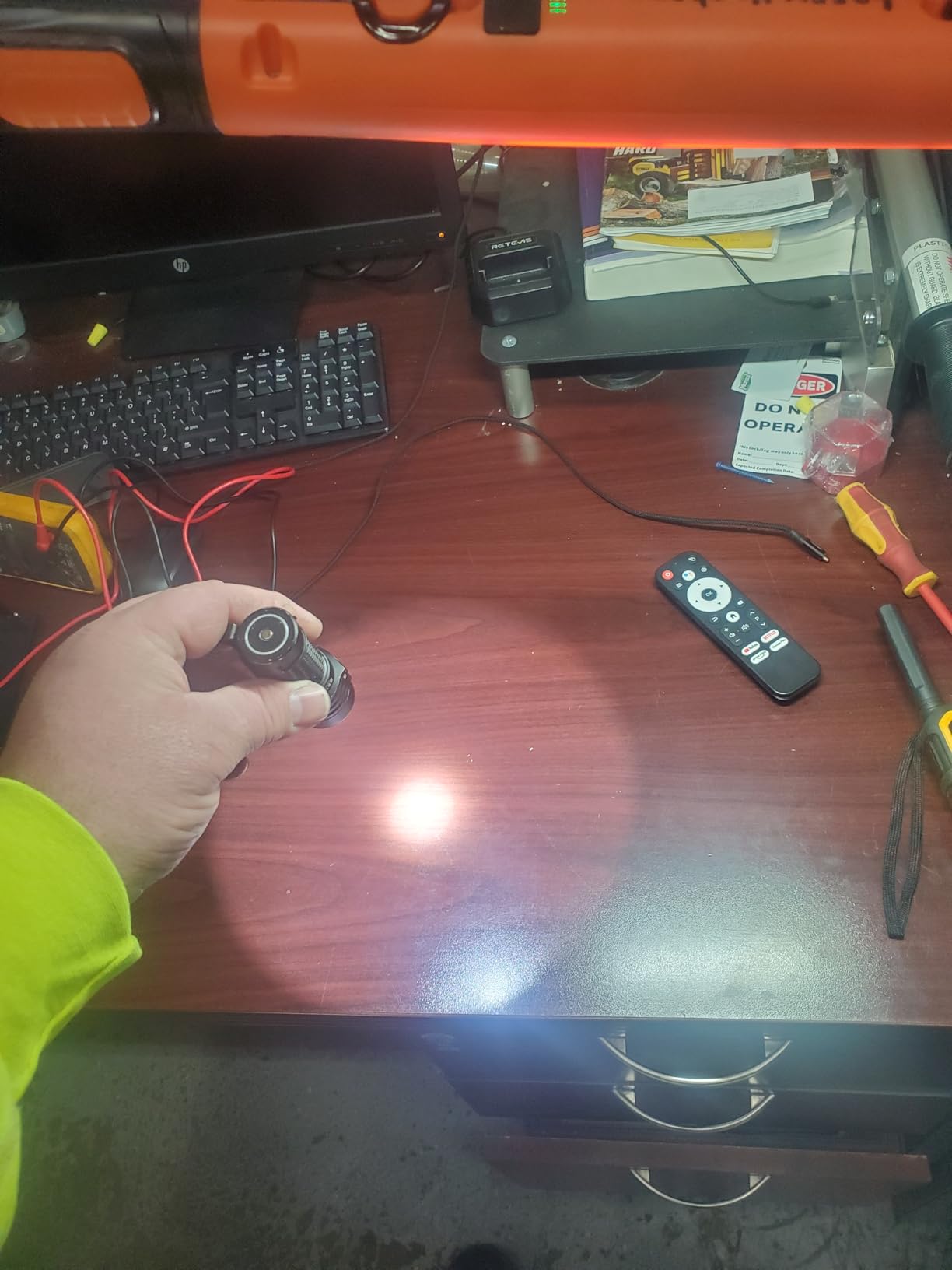 Mechanic Work Light, 3000LM Magnetic Work Lights, 5200mAh Rechargeable LED Work Light Bar, Portable Cordless Underhood Work Lights with Hooks for Inspection Workshop Emergency customer photo 2