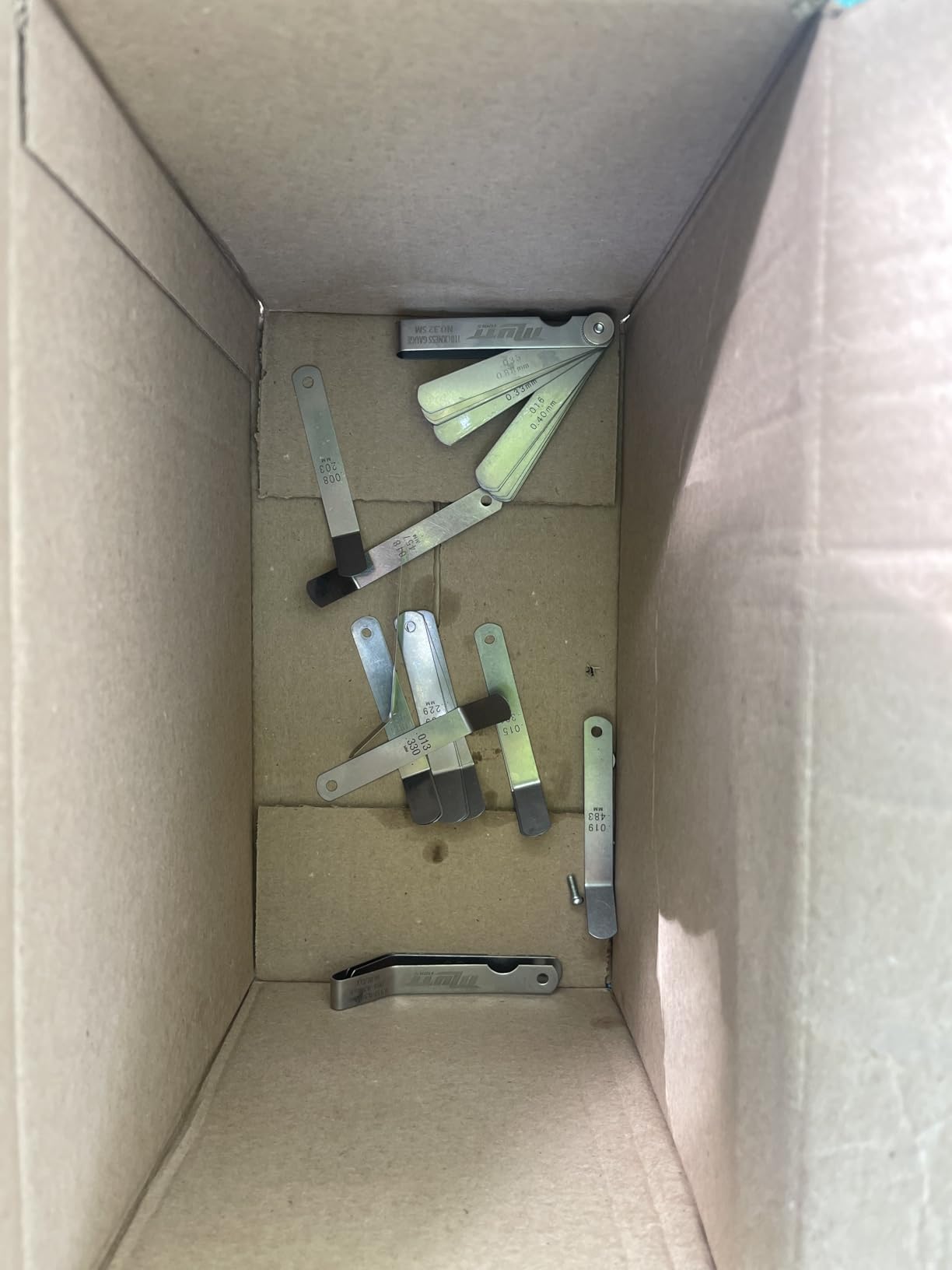Mutt Tools Feeler Gauge Set Metric and Inch for Valves, Spark Plug Gap Tool customer photo 2