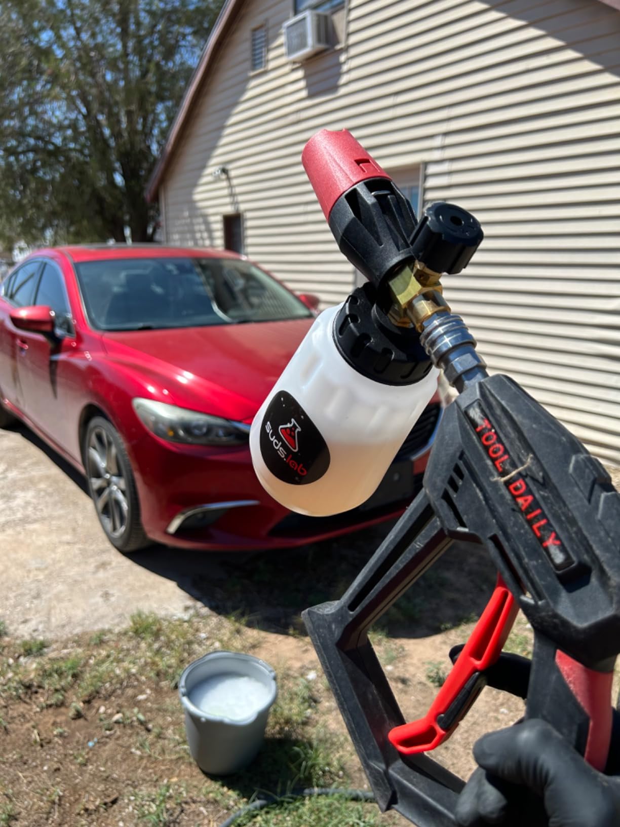 KOCHCHEMIE Active Foam - Phosphate and NTA Free, Paintwork Protective, Unique Foam Formulation, Long Lasting Sandalwood Aroma (1 Liter) customer photo 1
