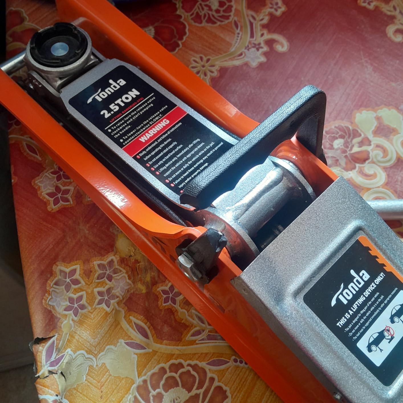 2.5 Ton Low Profile Floor Jack, Car Jack with 5000 lbs Capacity | Lifting Range 3.35