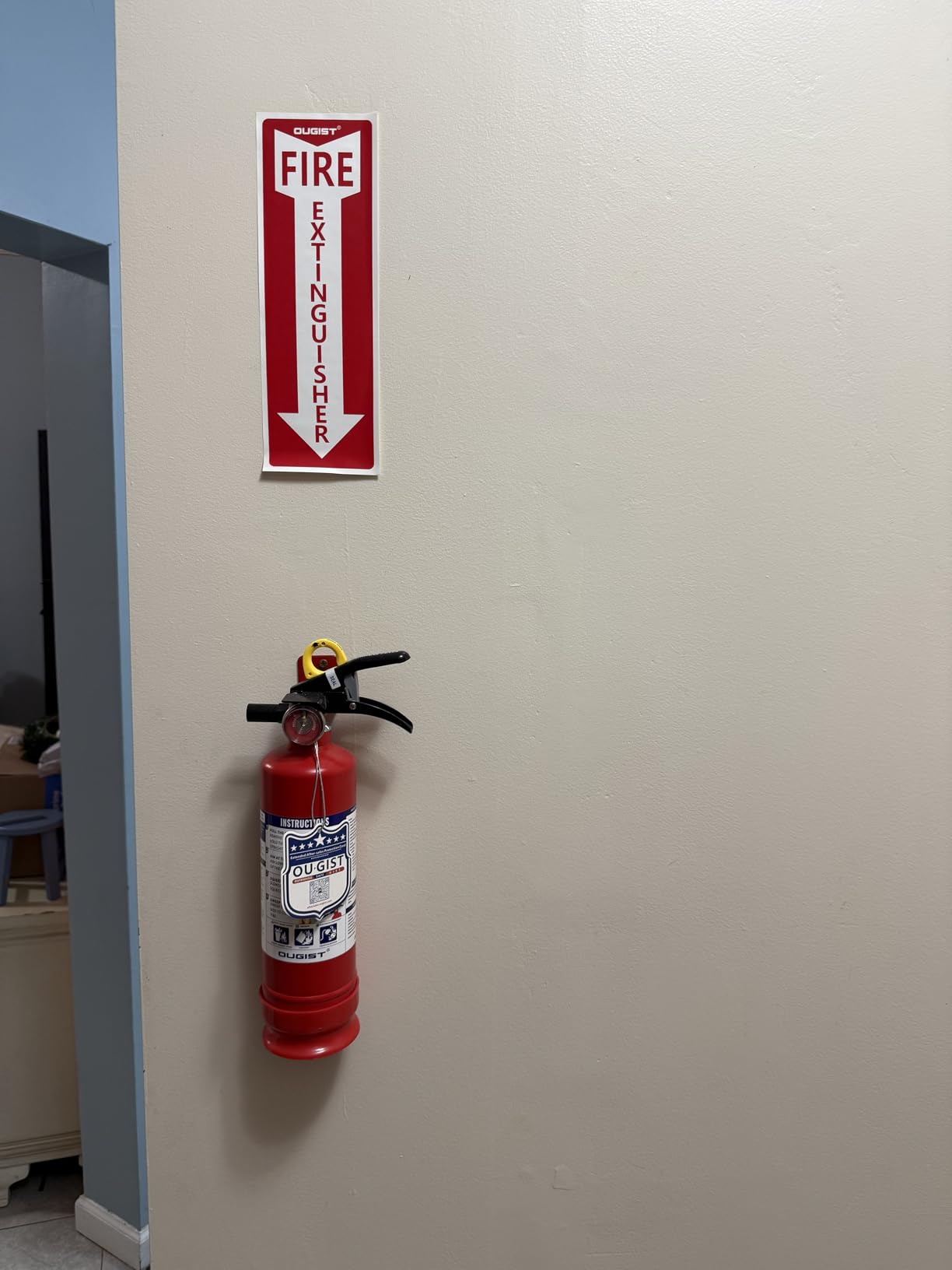 Ougist Signature ABC Fire Extinguisher for Home, 2.5 lb, 1 Pack | 1-A:10-B:C Rated Dry Chemical Extinguisher Designed For Initial Household Fires In Kitchens, Garages And Living Areas customer photo 1