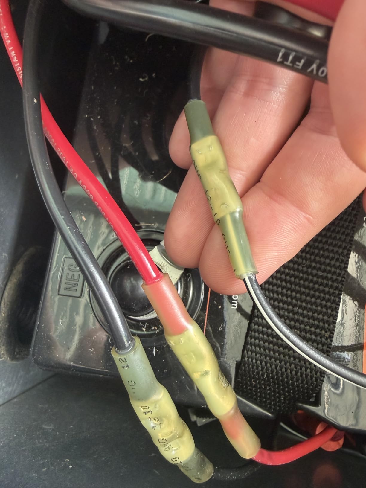 Heat Shrink Butt Connectors Kit, Waterproof Electrical Splice Crimp Terminal for Automotive Wiring, Marine Grade Heat Shrink Wire Connectors Set (240Pcs) customer photo 1