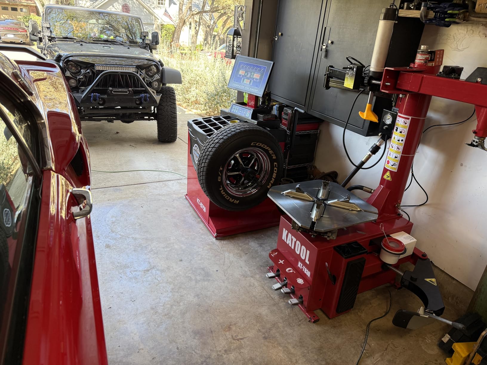 KATOOL Tire Changer and Balancer Combo,KT-T830+KT-B750 Tire Auto Repair Machine Kit Double Arm, Bead Blaster, Rim Diameter14''-24''1 Year Full Warranty customer photo 1