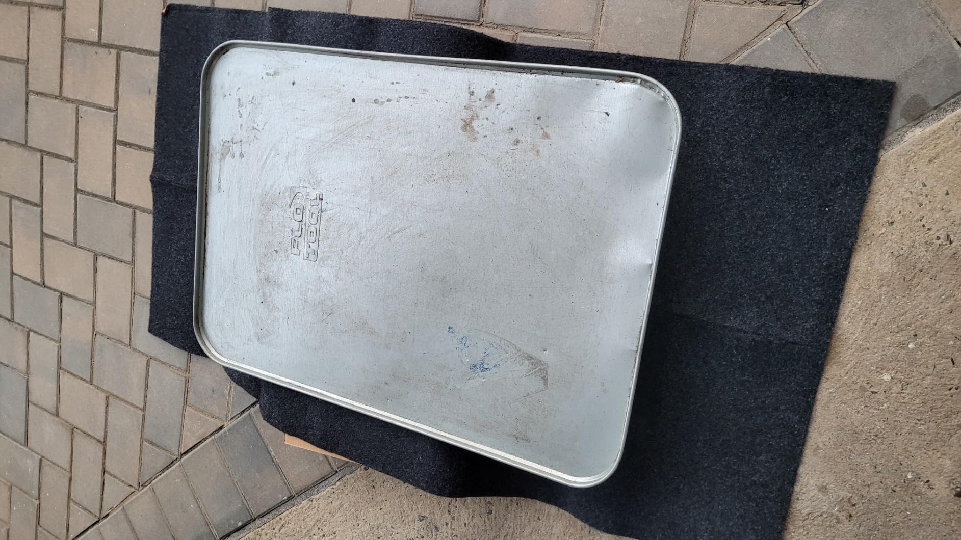 Heavy Duty Oil Spill Mat 64
