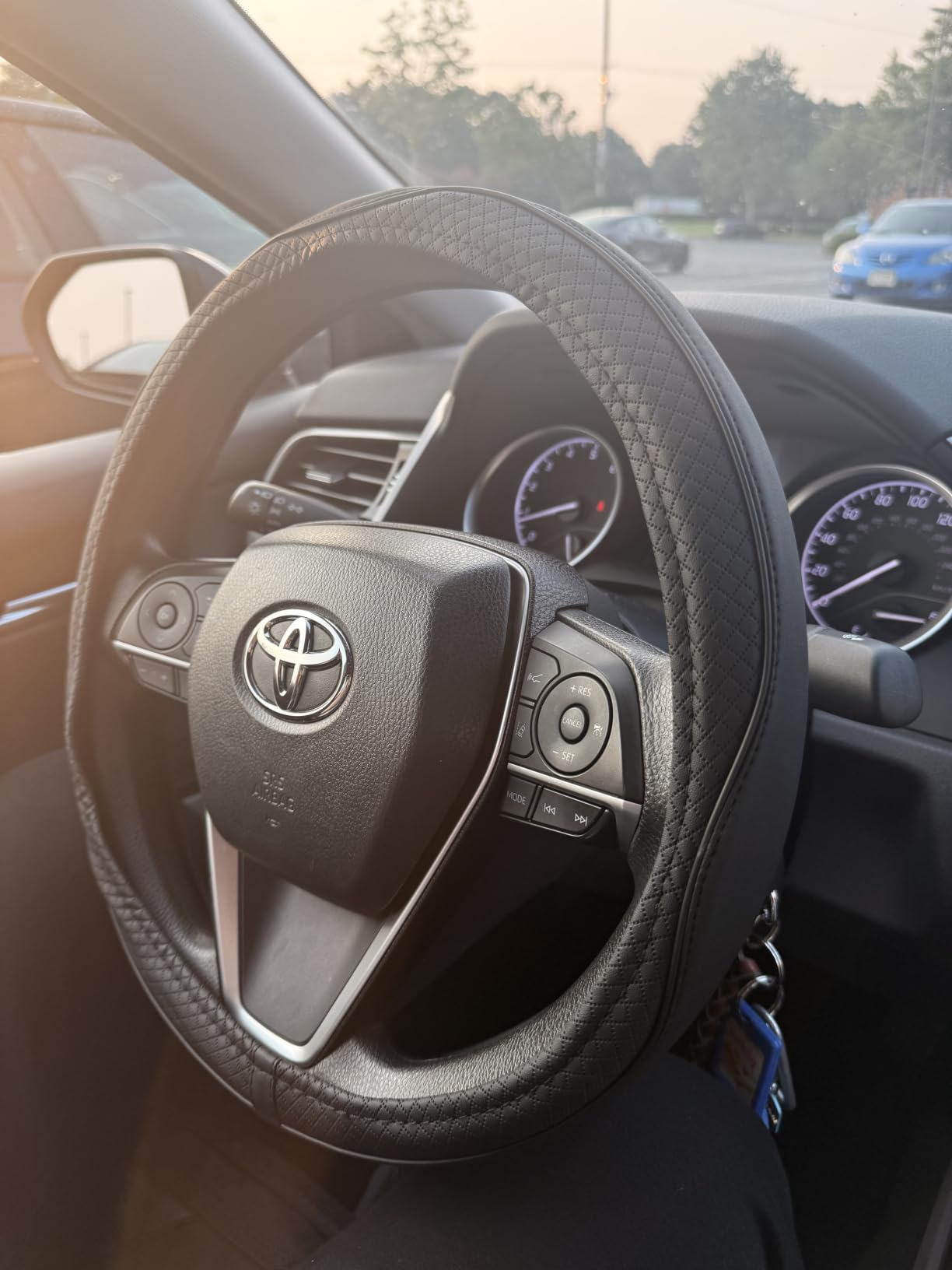 Ouzorp Car Steering Wheel Cover, Microfiber Leather Steering Wheel Covers with Anti-Slip Lining, Universal 14.5-15 inchs Black customer photo 1