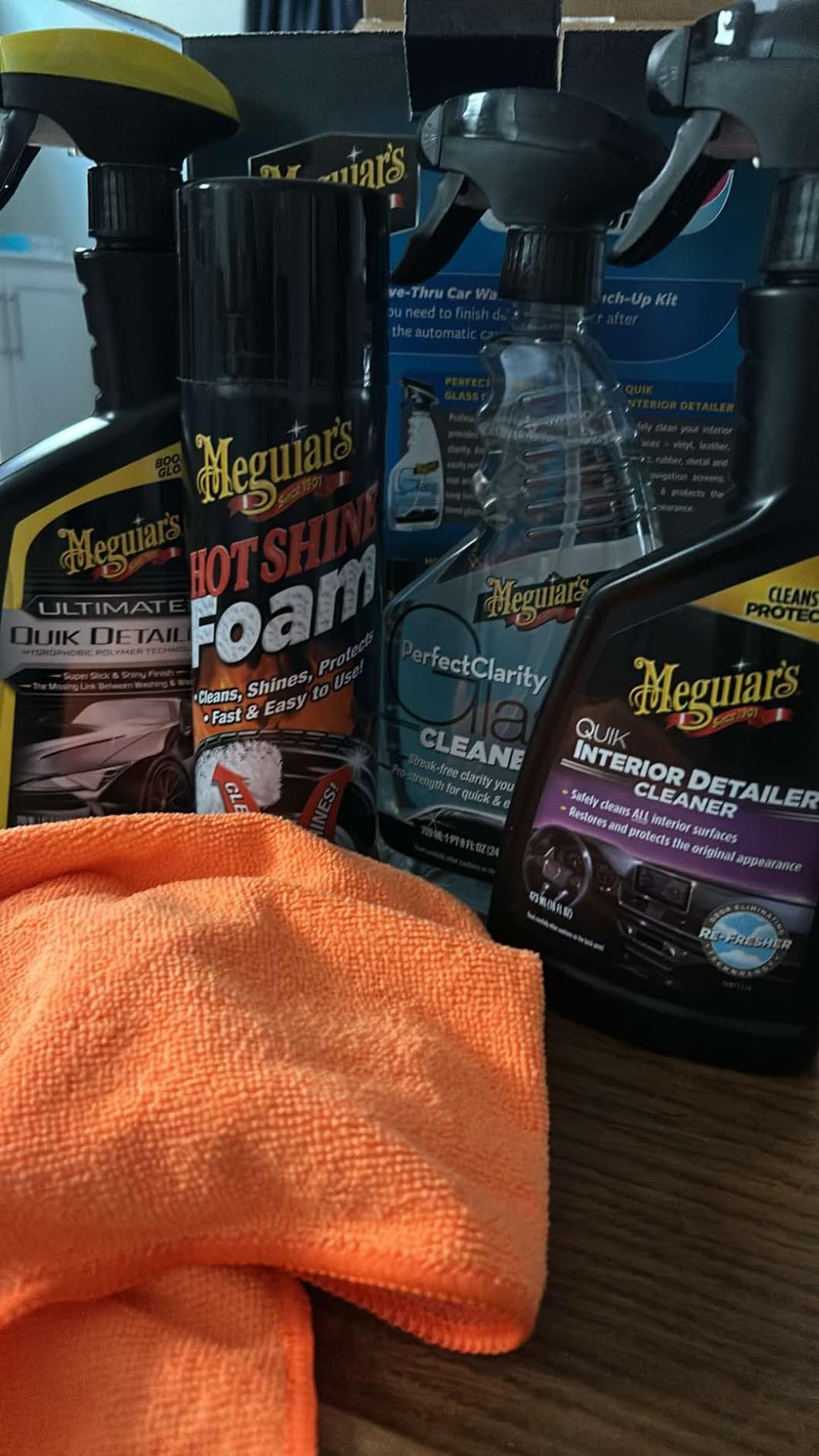 Meguiar's Drive-Thru Car Wash Express Touch-Up Kit - The Perfect Car Detailing Kit for Touching Up After Running Through an Automatic Car Wash or After Washing Your Ride at Home, Clean Inside and Out customer photo 2