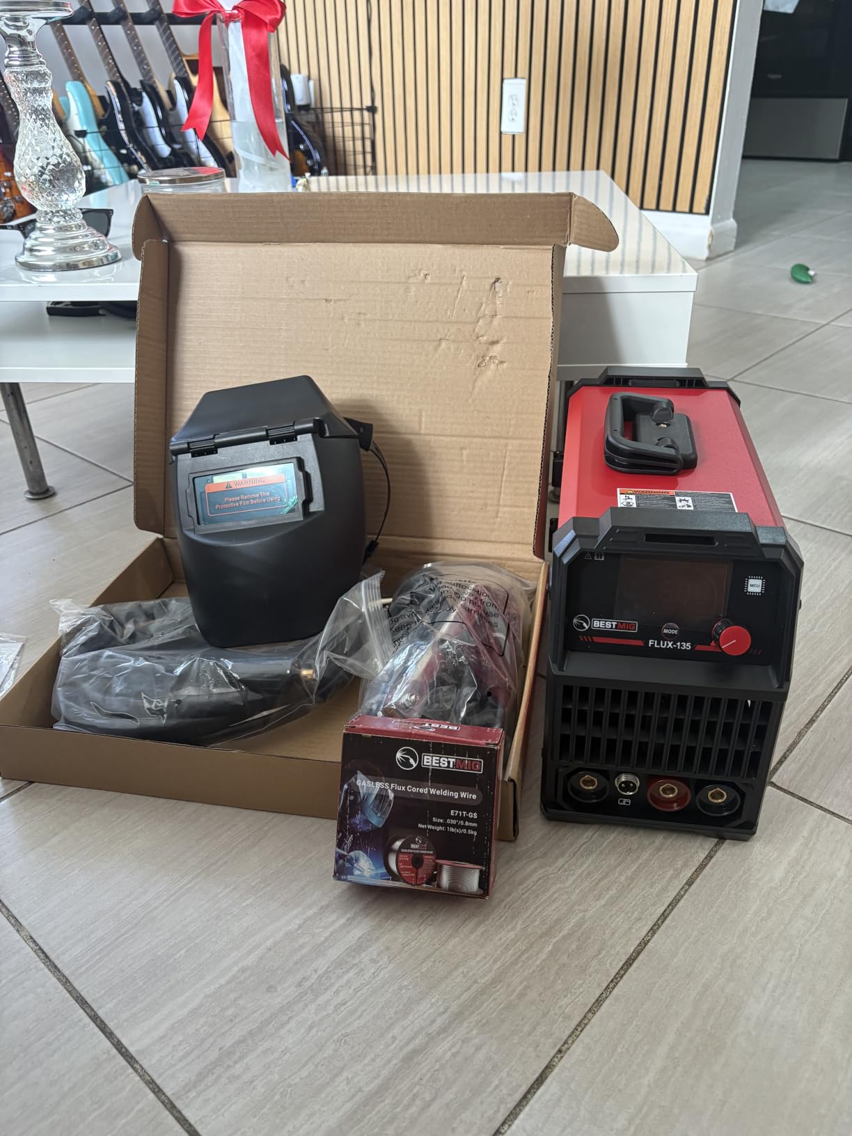 BESTMIG 135A MIG Welder - 3-in-1 Flux Core Welder, MIG/Lift TIG/Stick Welding Machine - Portable IGBT Inverter customer photo 2