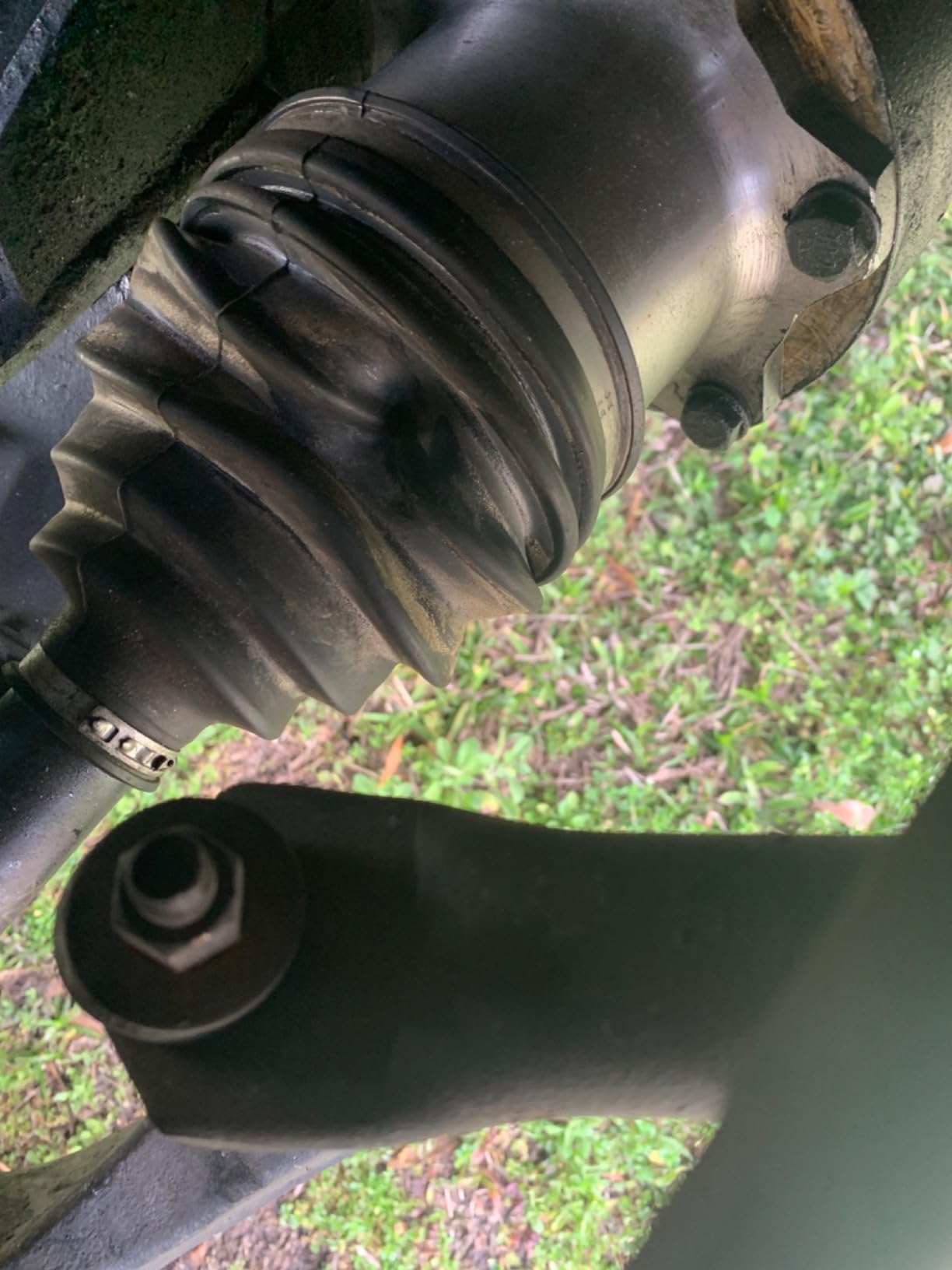 Detroit Axle - AWD Front CV Axles for 2014-2022 Jeep Cherokee | 2015 2016 2017 2018 2019 2020 2021 CV Axle Shafts Assembly Replacement customer photo 2