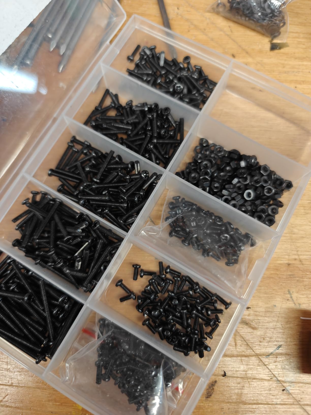 Hapric 2160 Pcs Metric Screw Assortment M2 M3 M4 M5 M6 Nuts and Bolt Kit | 12.9 Alloy Steel, Black Zinc Plated, Hex Socket Screws, 20 Sizes, Labeled Storage Box, For 3D Printers And Repairs customer photo 2
