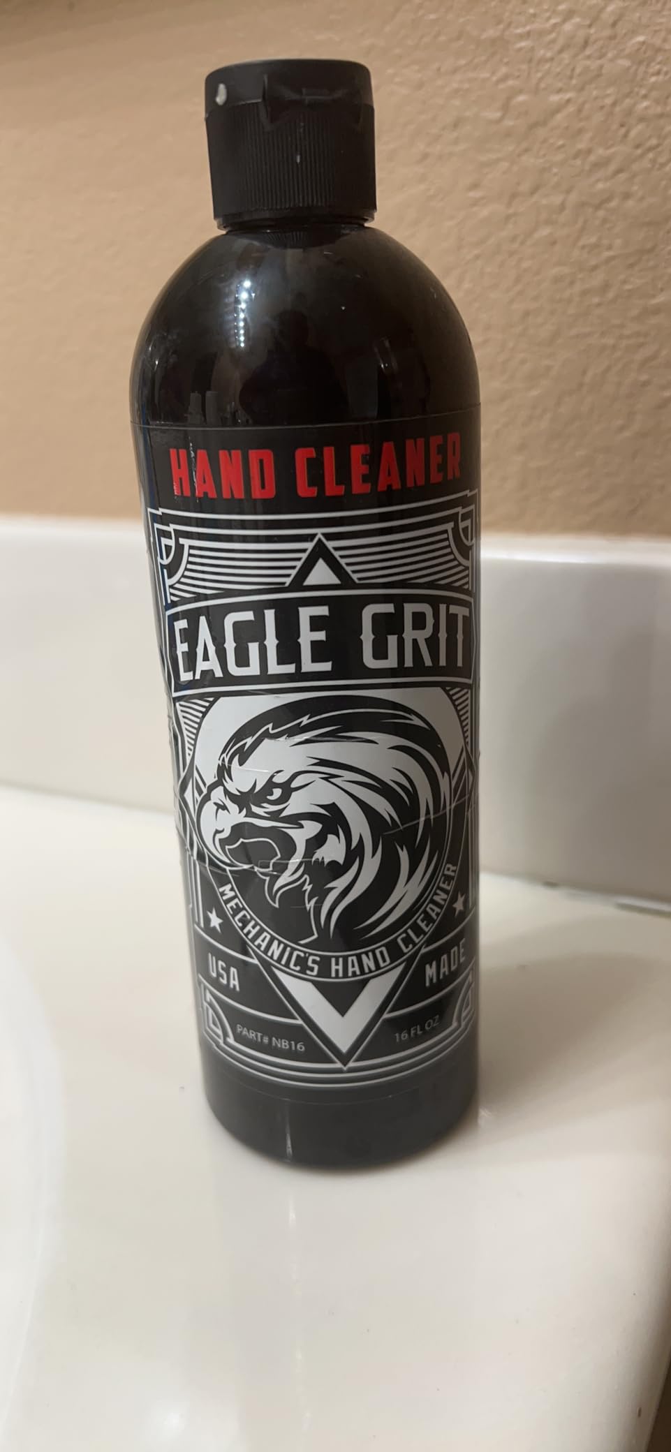 Eagle Grit Heavy Duty Industrial Hand Cleaner - USA Made Mechanic Soap - Silica-Based, Solvent-Free Hand Degreaser - Removes Grease, Oil, Paint - 4 Ounce customer photo 1