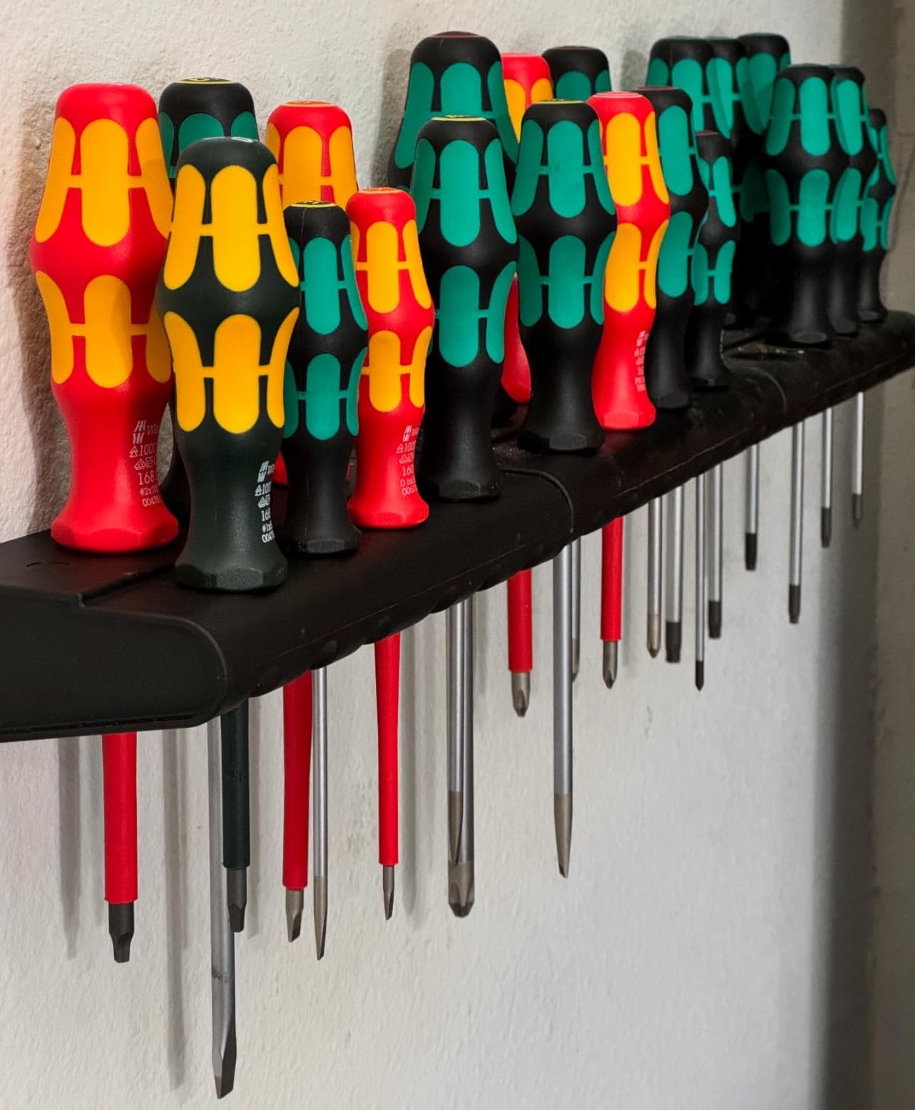Wera Kraftform Plus 160i/168i/6 Insulated Professional Screwdriver Set, 6-Piece customer photo 2