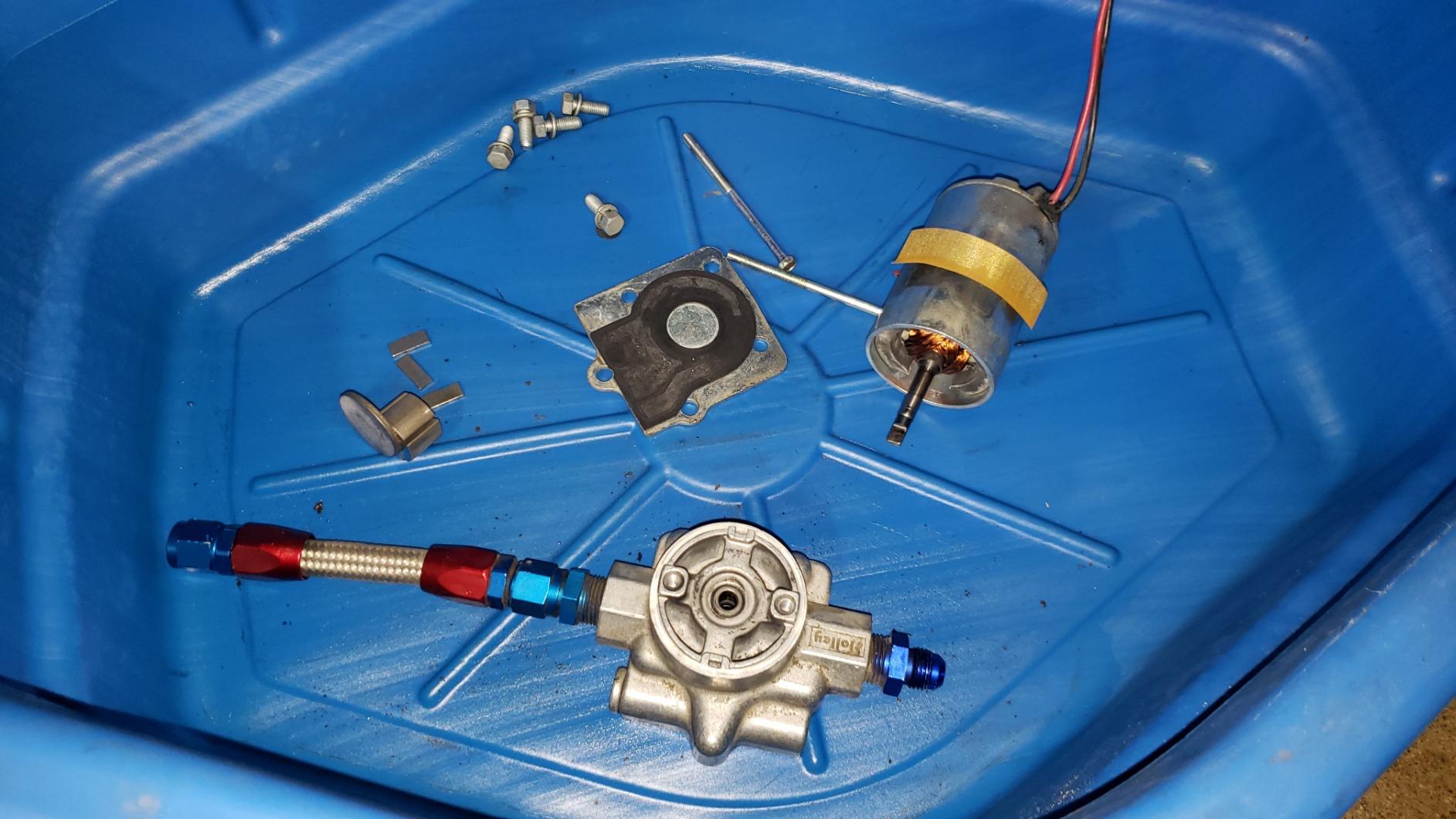 Holley 12-802-1 110 GPH Blue® Electric Fuel Pump With Regulator customer photo 2