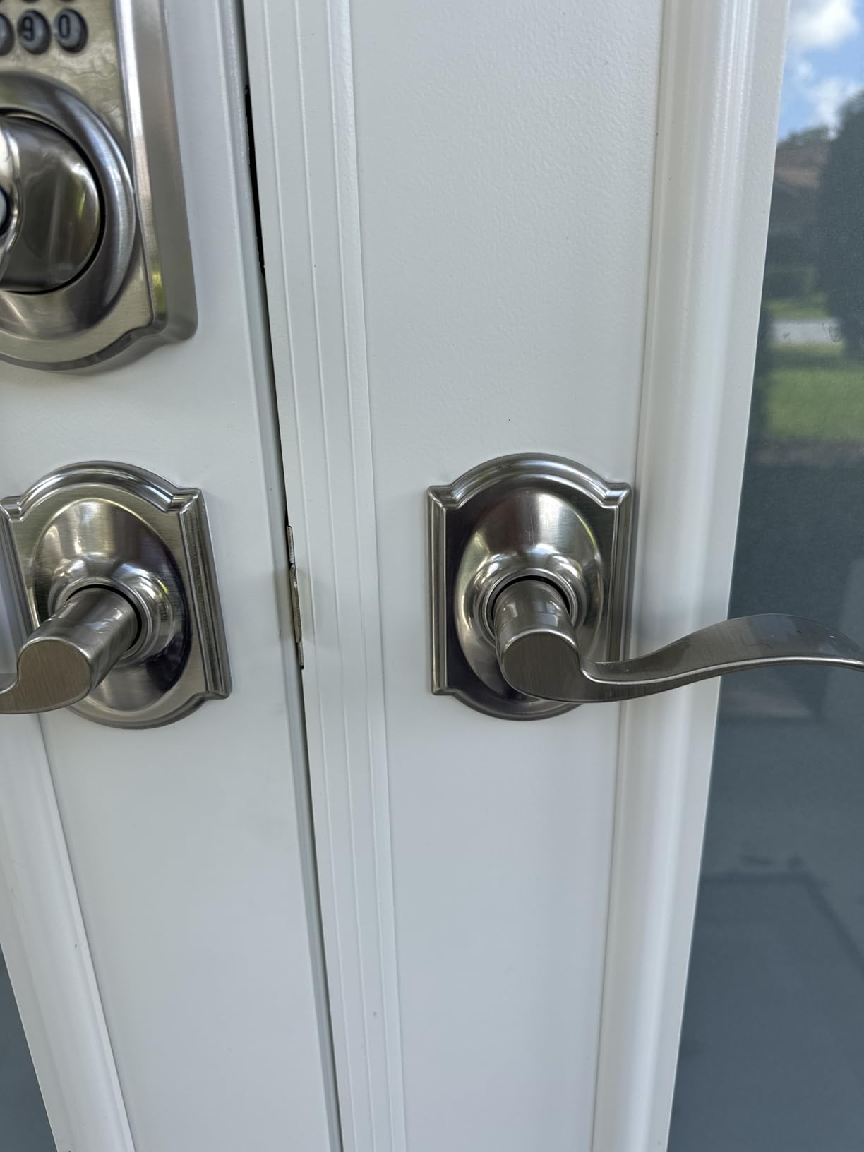 SCHLAGE Accent Hall/Closet Passage Door Handle, Reversible, Satin Nickel customer photo 1