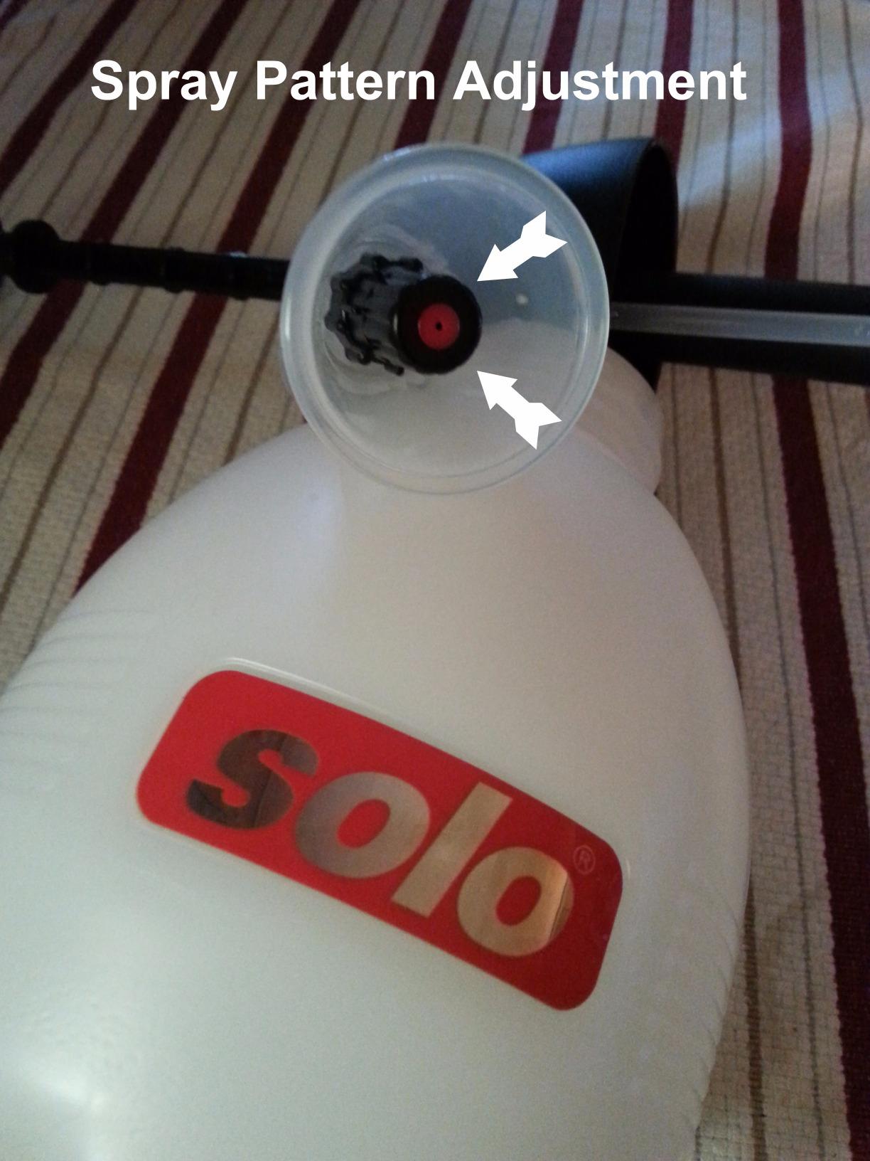 SOLO 418 One-Hand Pressure Sprayer, 1-Liter, Ergonomic Grip for Gardening, Fertilizing, Cleaning & General Use Spraying customer photo 1