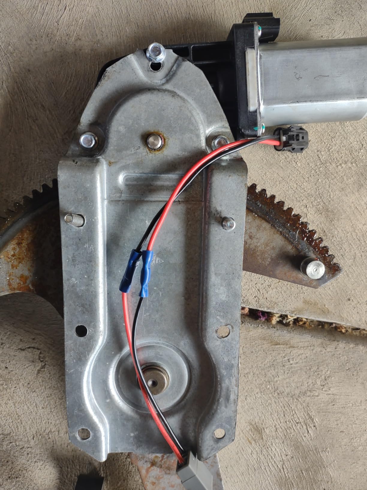 Dorman 742-250 Power Window Lift Motor Compatible with Select Models customer photo 1