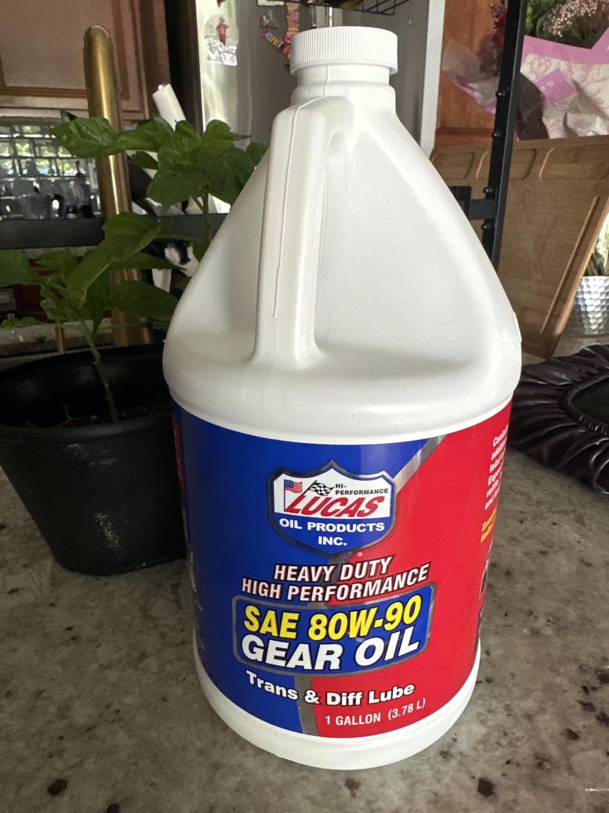 Lucas Oil 10046 SAE 80W-90 Heavy Duty Gear Oil - 1 Gallon customer photo 1