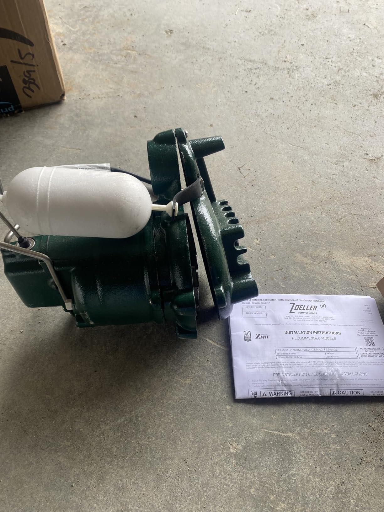 Zoeller M57 Mighty-Mate Submersible Sump Pump - 3/10 HP Cast Iron -115V customer photo 1