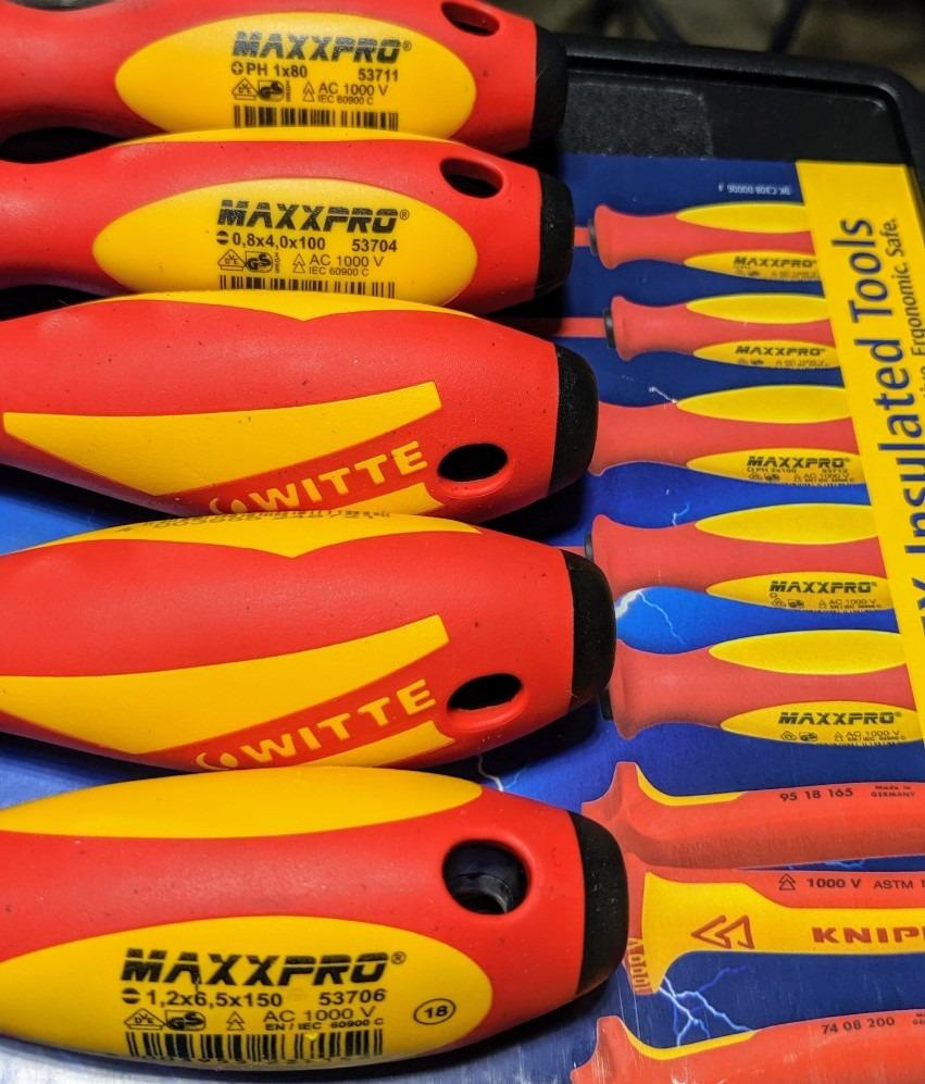 KNIPEX 989830US 10 -Piece 1000V Insulated Pliers, Cutters, and Screwdriver Industrial Tool Set (9K989830US) customer photo 1