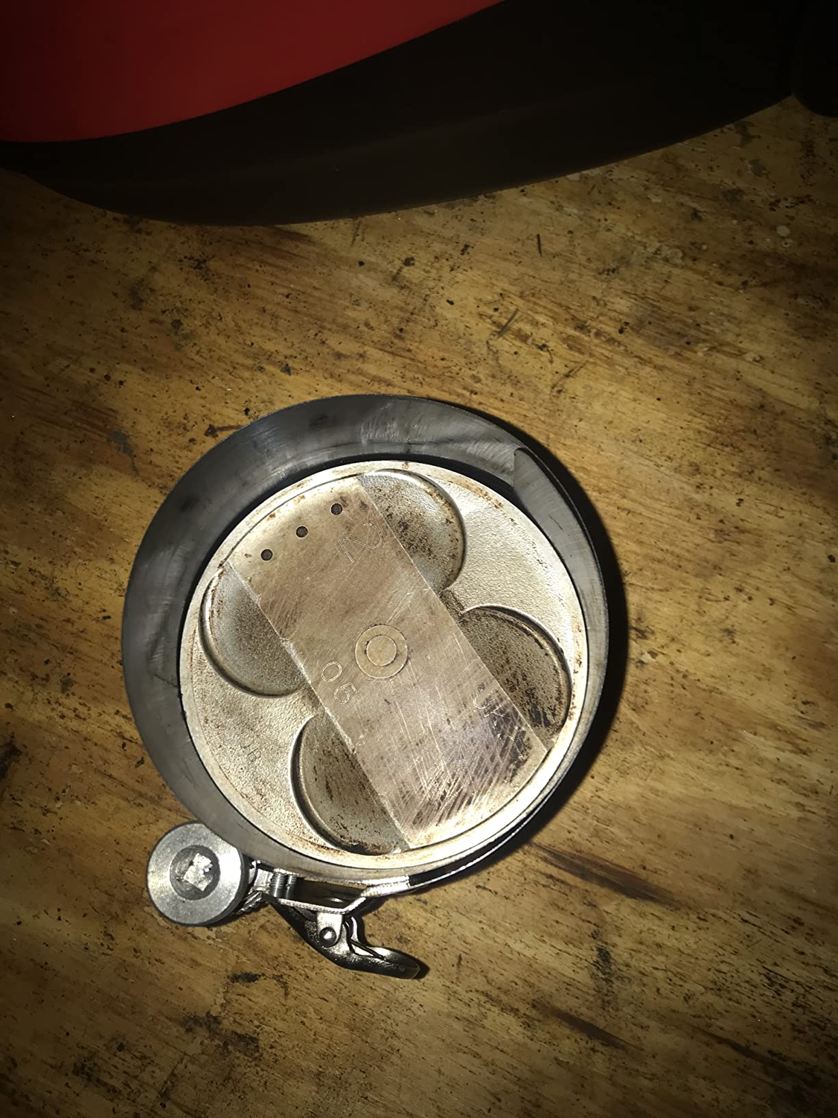 Powerbuilt Piston Ring Compressor, 2 Inch to 5 Inch Diameter, Compress Pistons, Ratcheting Lock, Release Lever, Slide into Cylinder - 648433, Silver customer photo 1
