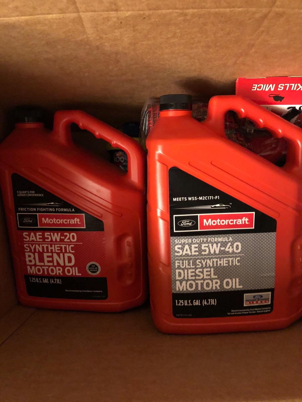 Ford Genuine Fluid XO-5W40-5QSD SAE 5W-40 Full Synthetic Diesel Motor Oil - 1.25 U.S. Gal (4.73L) customer photo 2