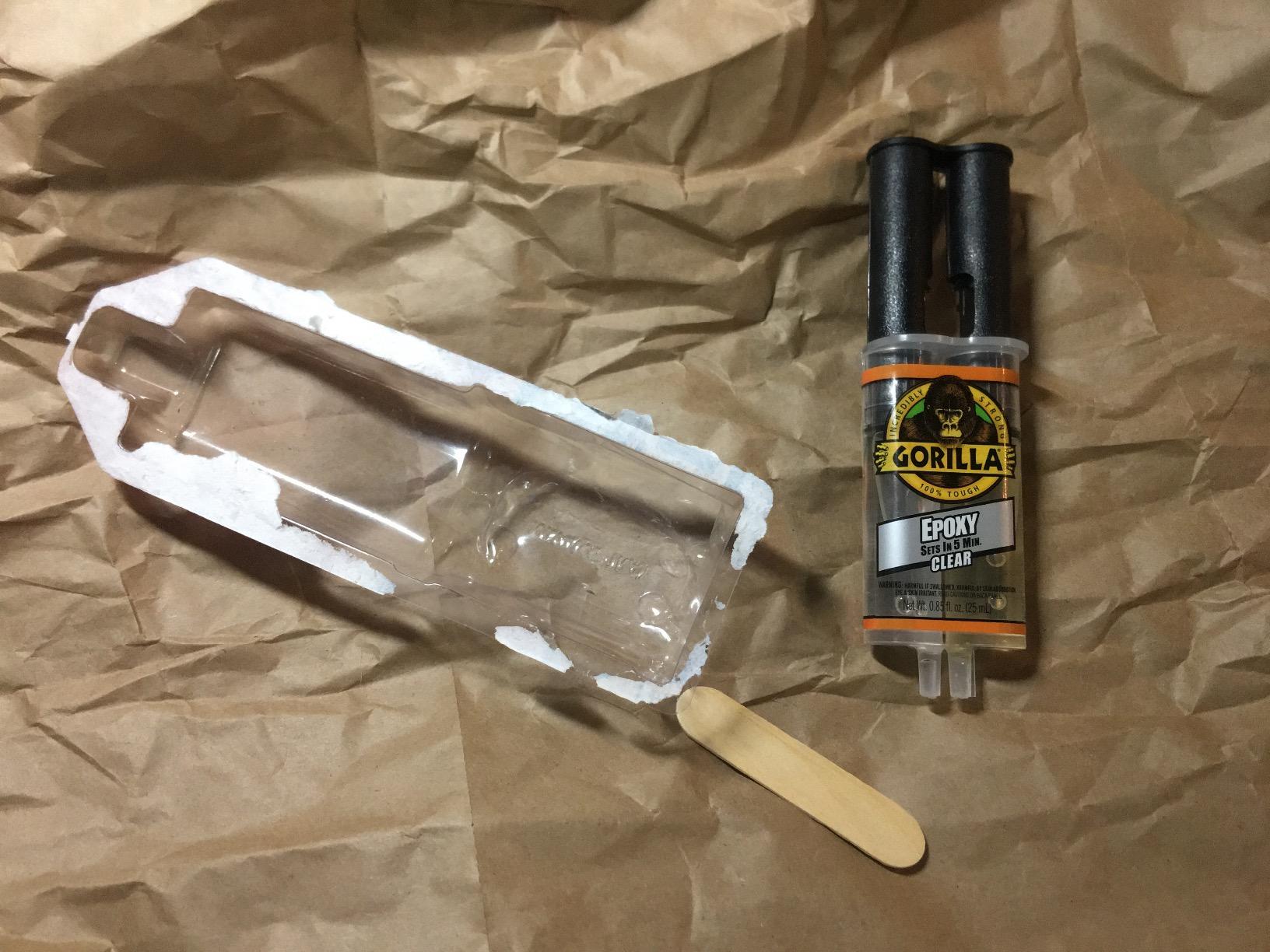 Gorilla 2 Part Epoxy, Incredibly Strong Bonding, 5 Minute Set, 0.85 oz | Water Resistant, Bonds Uneven or Vertical Surfaces, Easy-to-Use Syringe customer photo 1
