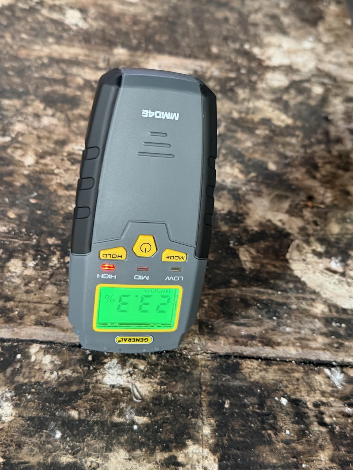 General Tools MMD4E Moisture Meter for Wood, Walls & Water Leak Detection customer photo 1