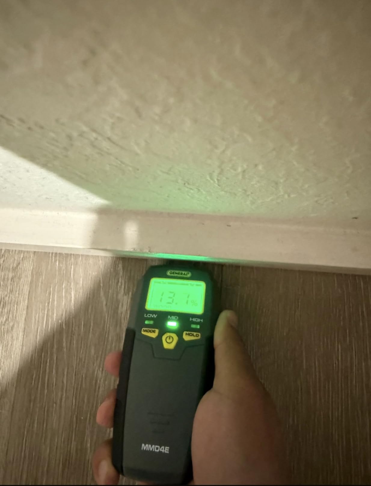 General Tools MMD4E Moisture Meter for Wood, Walls & Water Leak Detection customer photo 2