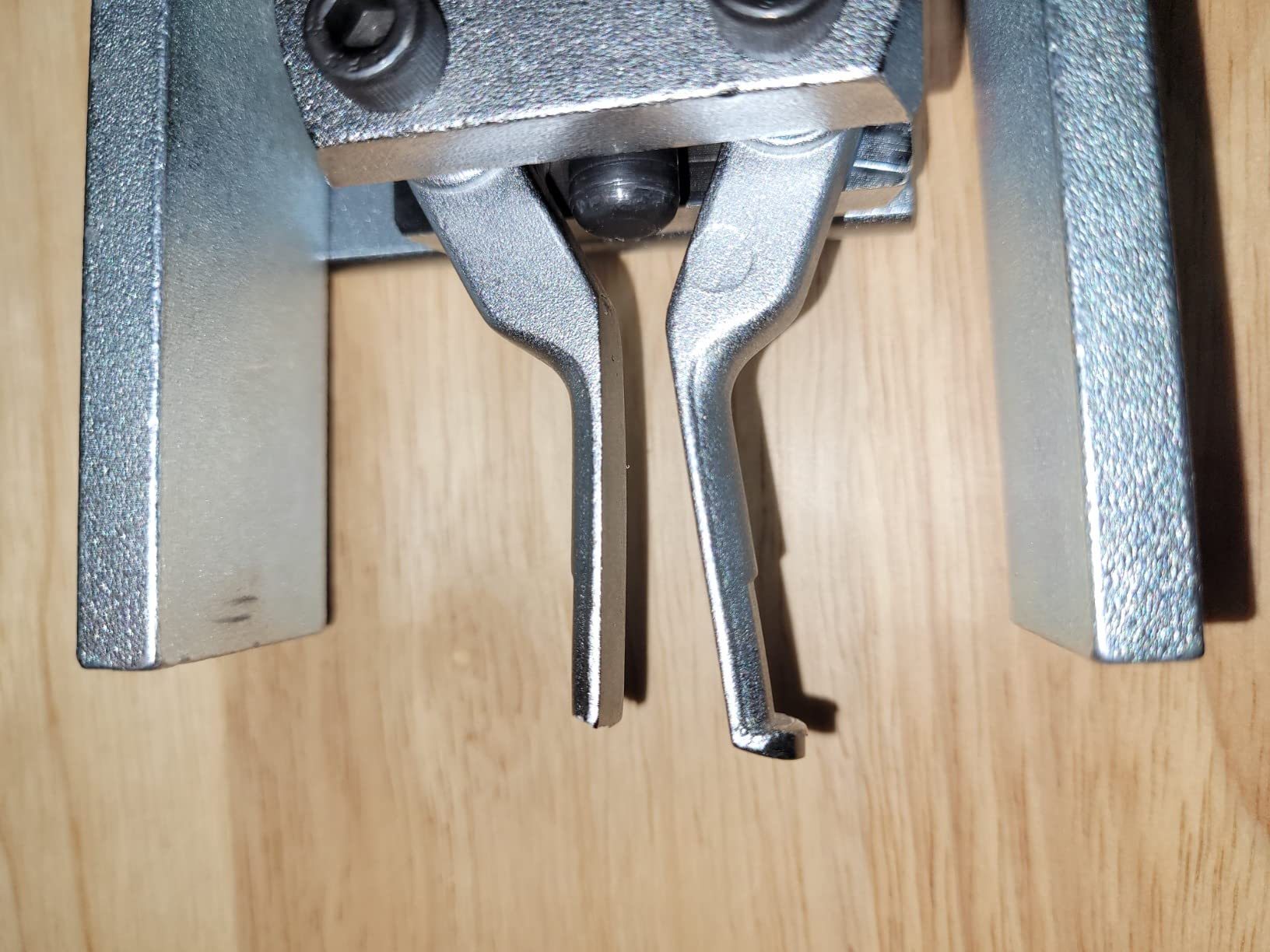 Powerbuilt Pilot Bearing Puller, Remove Bearings and Bushings, Foreign and Domestic Car Repair, Storage Case - 648619, Silver customer photo 2