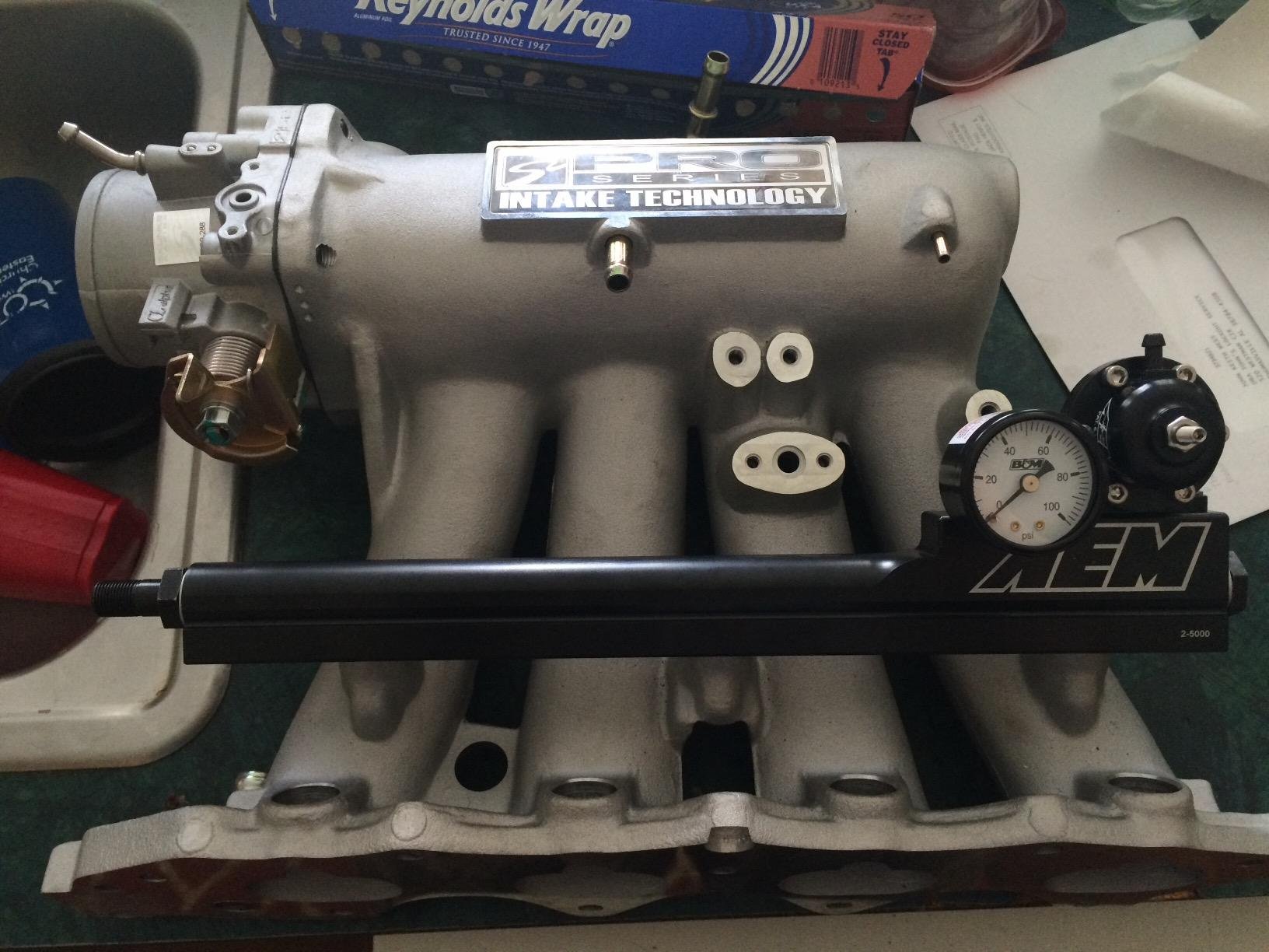 AEM 25-300BK Black High Volume Adjustable Fuel Pressure Regulator customer photo 2