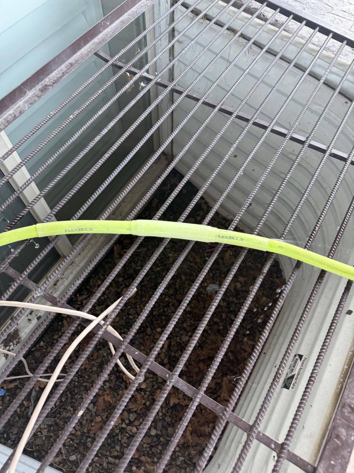 Flexzilla Garden Hose 5/8 in. x 50 ft., Lightweight All-Weather Water Hose, Durable and Flexible, Leak-Free Connections customer photo 2