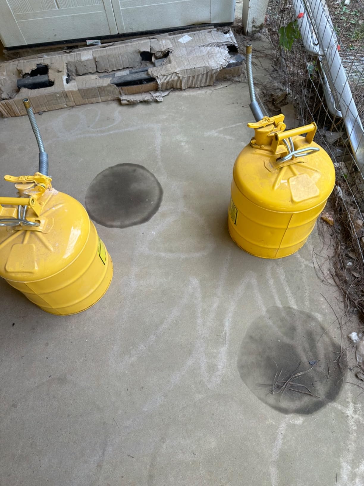 Justrite Type II Diesel Fuel Can, Yellow Galvanized Steel, FM Approved customer photo 1