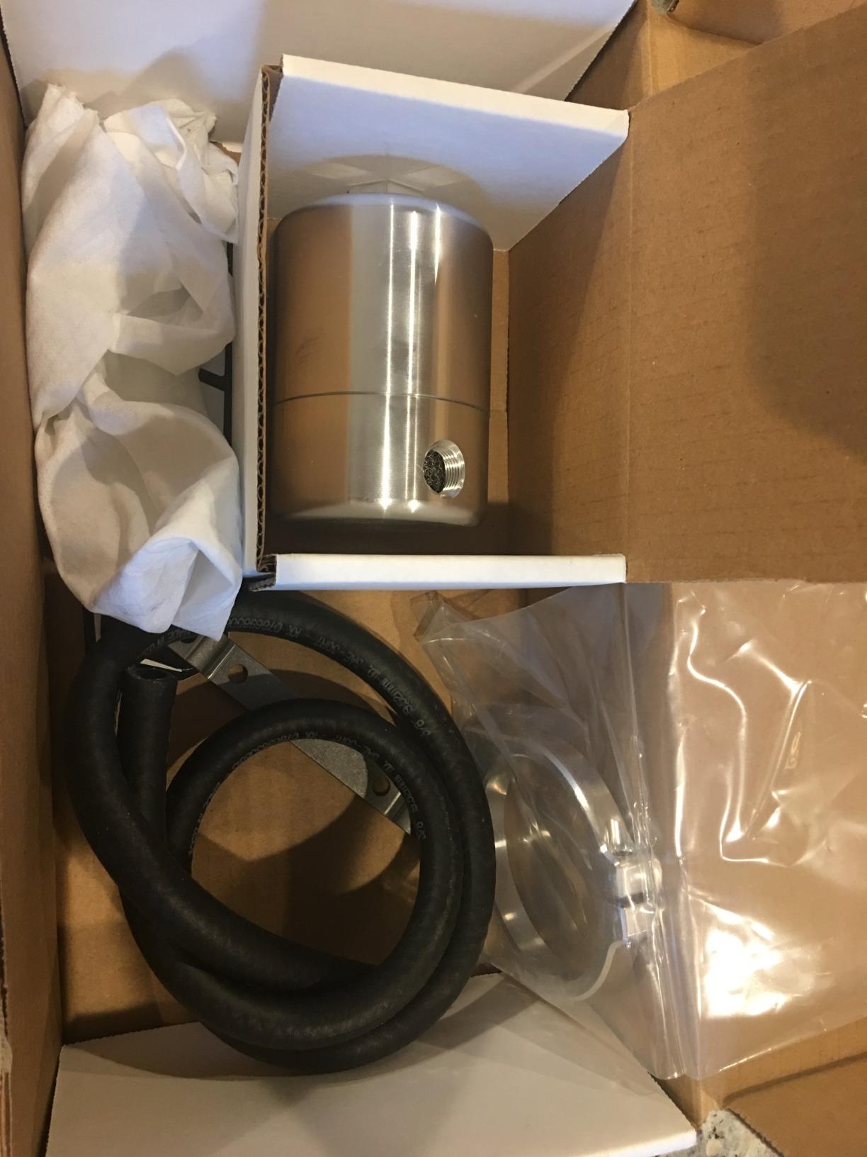 Moroso 85474 Universal Air/Oil Separator Catch Can customer photo 1