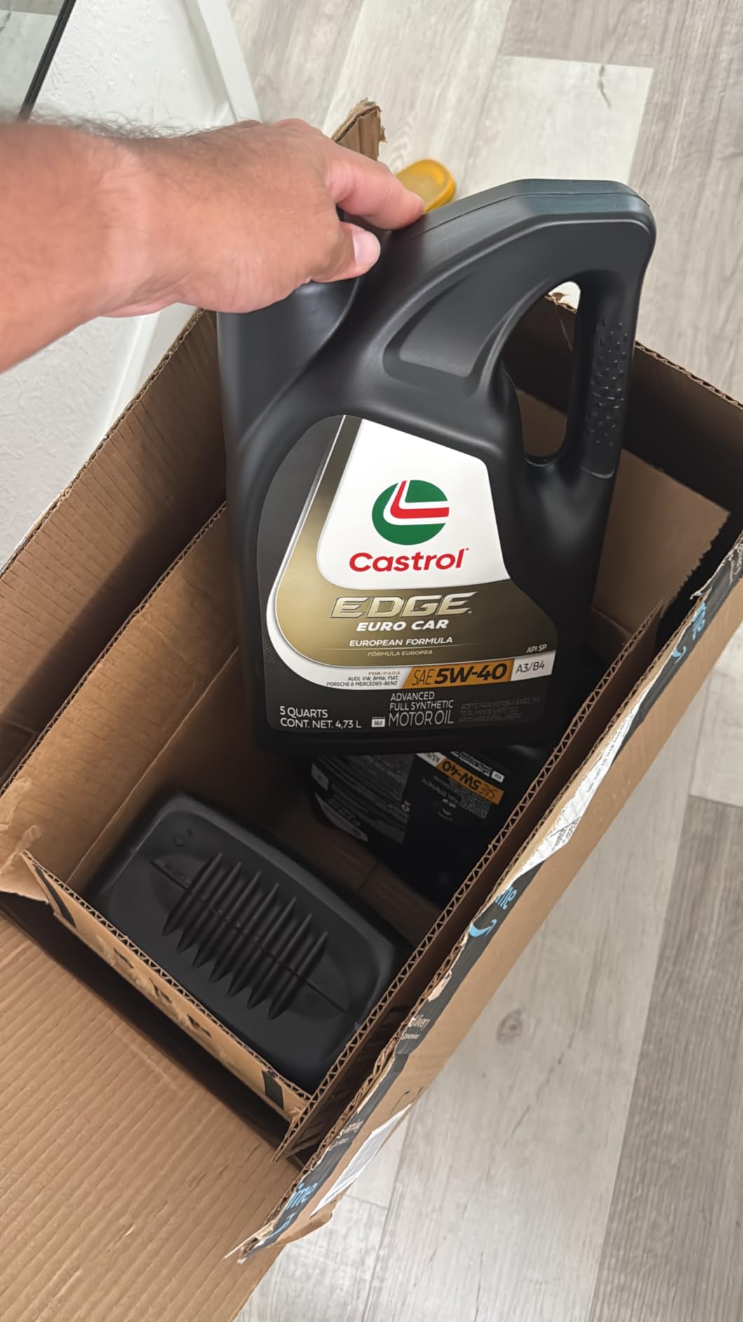 Castrol EDGE Euro 5W-40 A3/B4 Advanced Full Syn Motor Oil, 1 Qt, 6 Pack customer photo 1
