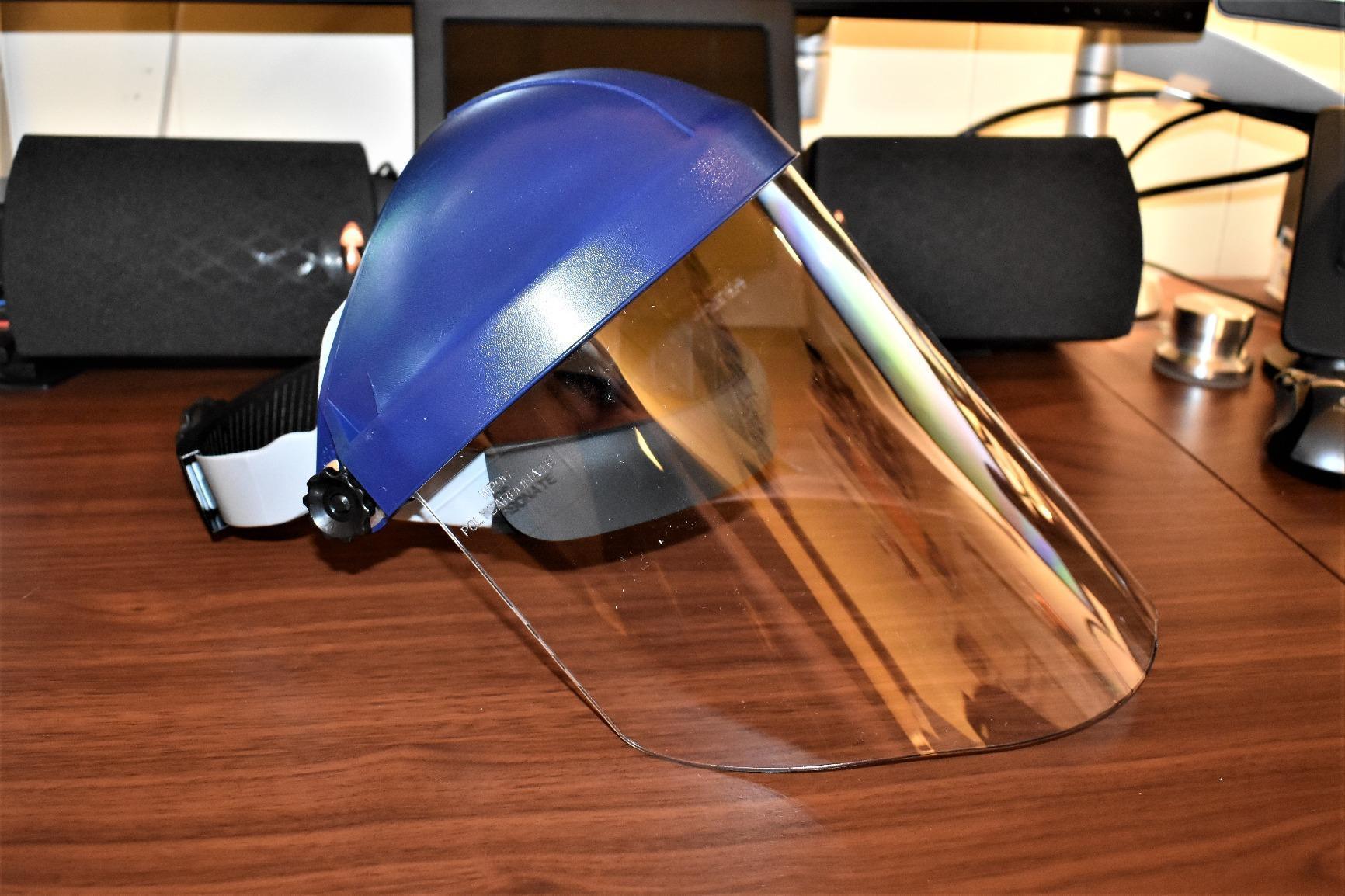 3M H8A Ratchet Headgear and Visor Combination Clear Faceshield, Complete Headgear and Face Shield Safety System customer photo 1