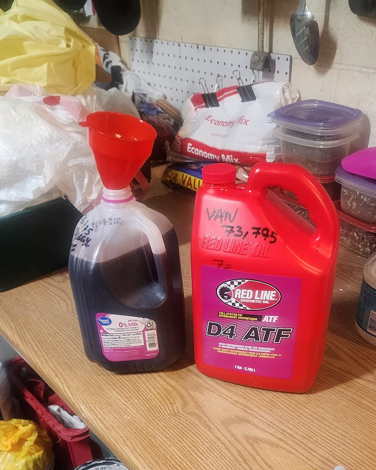 Red Line 30505 D4 Synthetic Automatic Transmission Fluid (ATF) - 1 Gallon customer photo 1