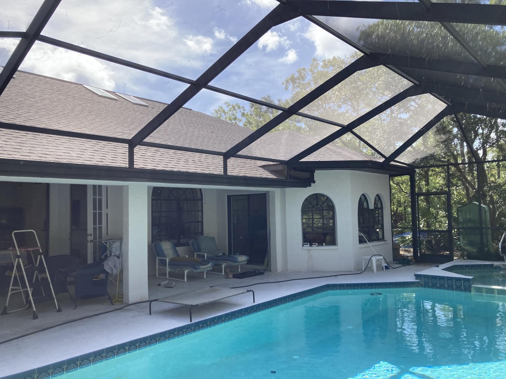 Greenworks 40V Cordless Leaf Blower, 135 CFM, 2.0 Ah Battery and Charger customer photo 1