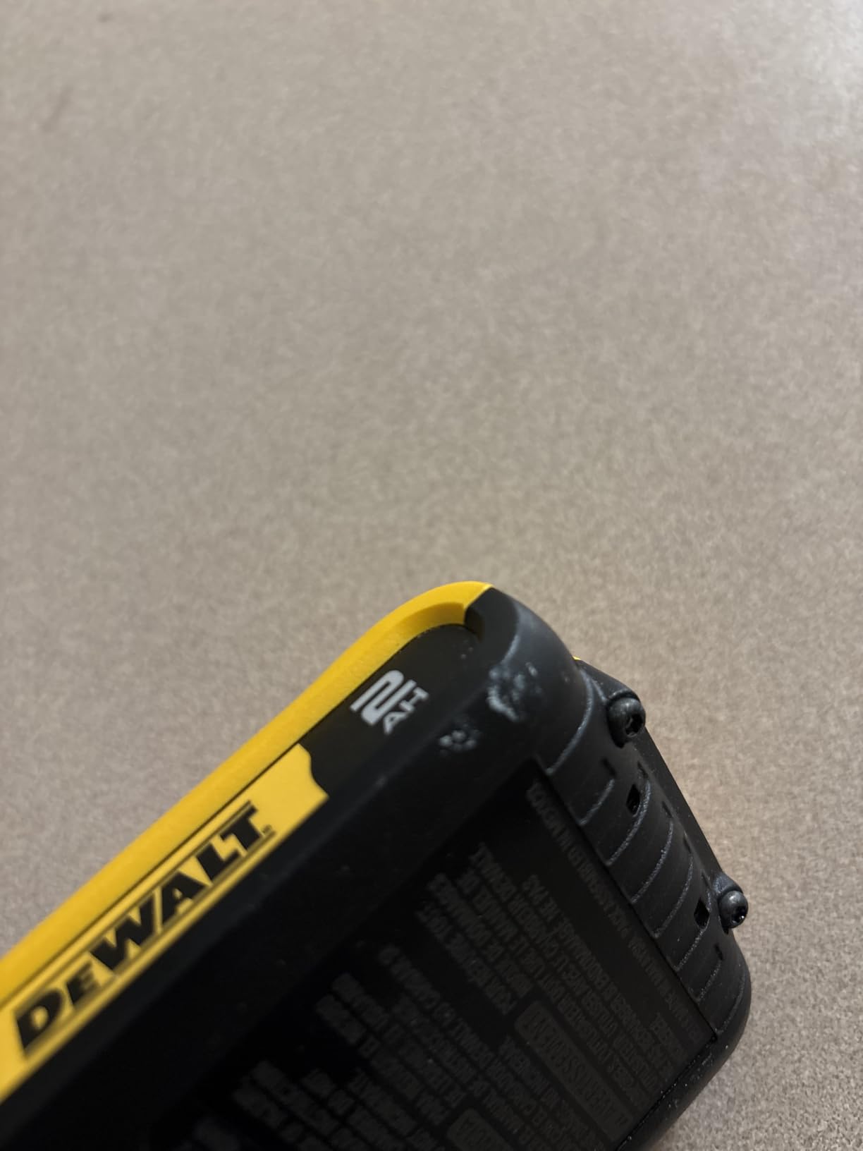 DEWALT 20V MAX Battery, Compact 2.0Ah (DCB203) customer photo 2