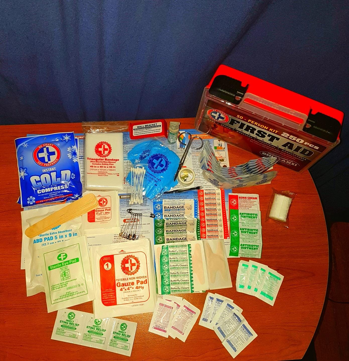 Be Smart Get Prepared OSHA/ANSI First Aid Kit - 50 Person, 250 Pieces - Designed for Home, Business, School, Industrial, and Restaurants - Compact & Portable customer photo 2