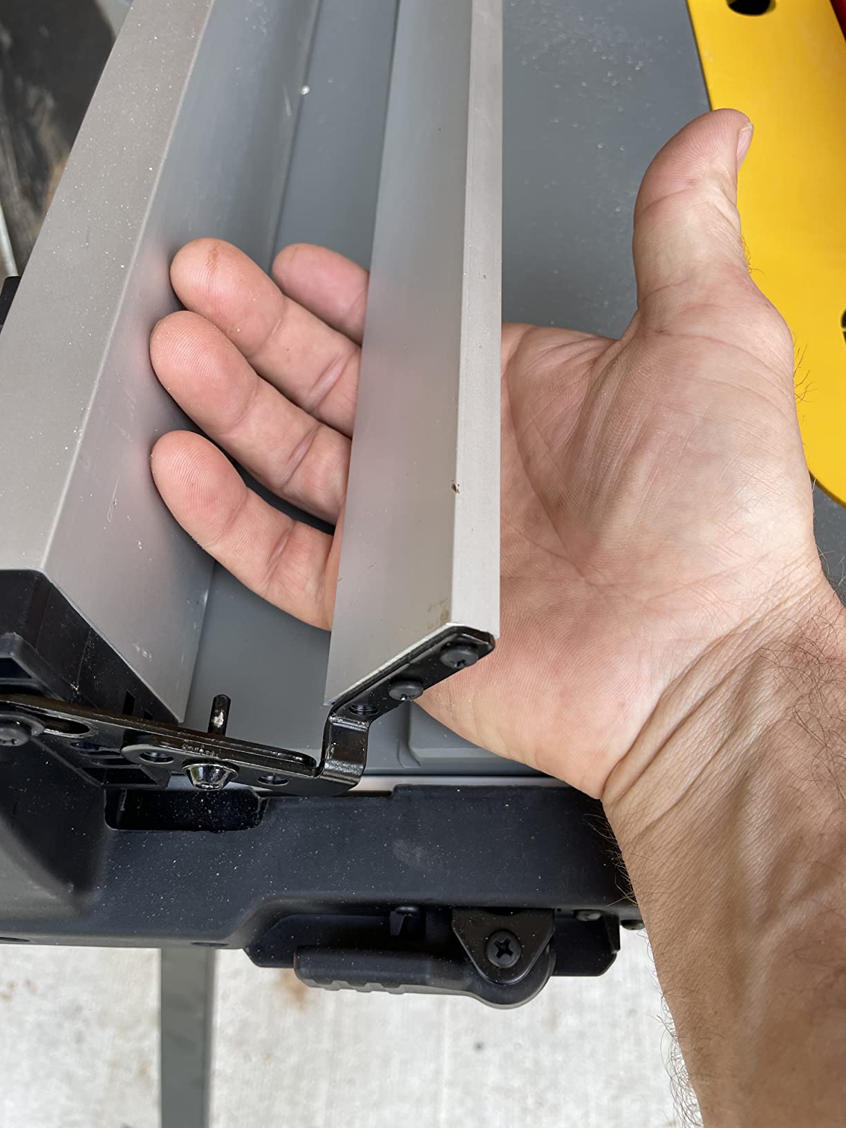 DEWALT Table Saw 10 Inch with Foldable Rolling Table Saw Stand, 15 Amp, 4800 RPM, 32-1/2-Inch Rip Capacity (DWE7491RS) customer photo 1