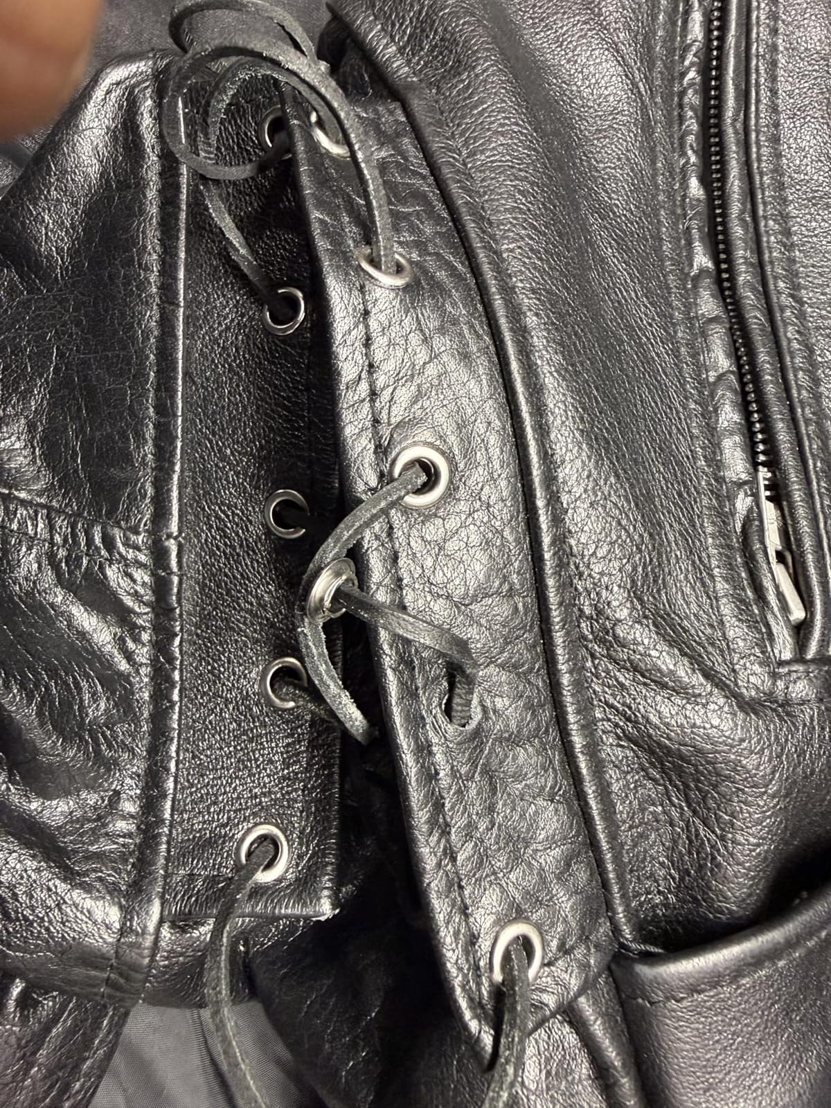 Milwaukee Leather SH1011 Men's Classic Brando Premium Leather Black Motorcycle Riders Leather Jacket w/Side Laces customer photo 1