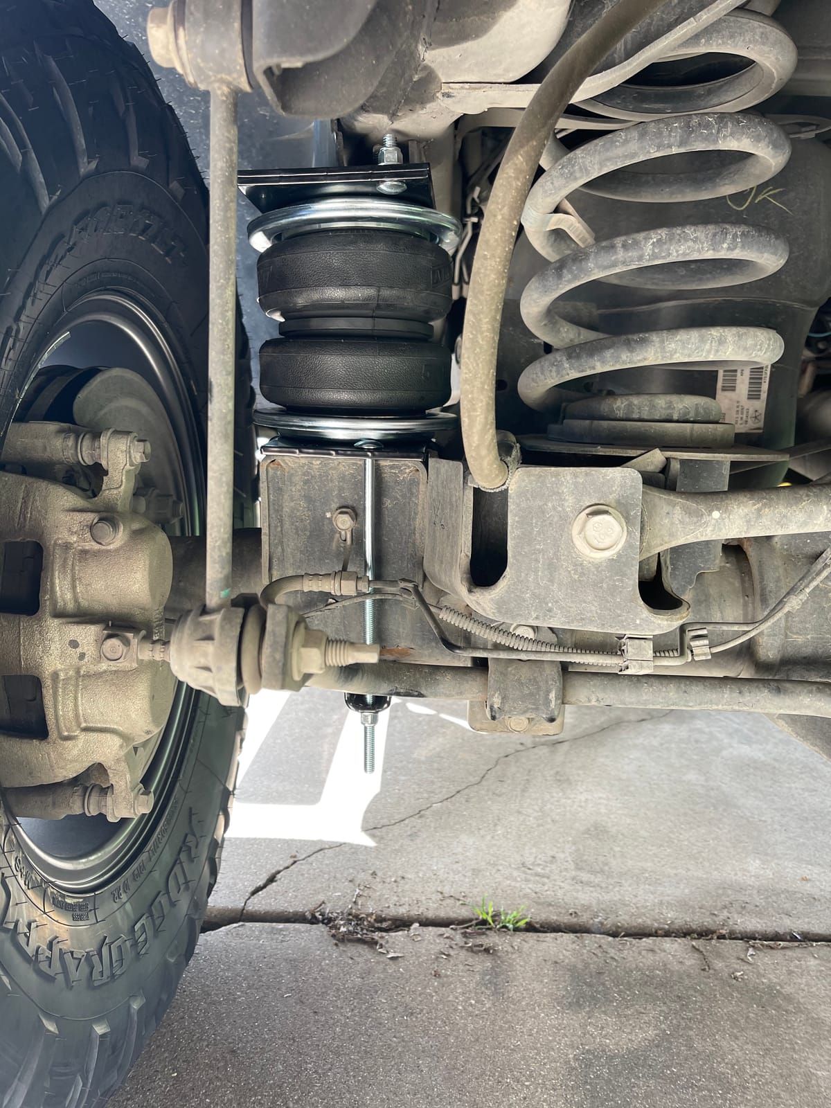 Air Lift 57289 LoadLifter 5000 Air Spring Suspension Kit customer photo 1