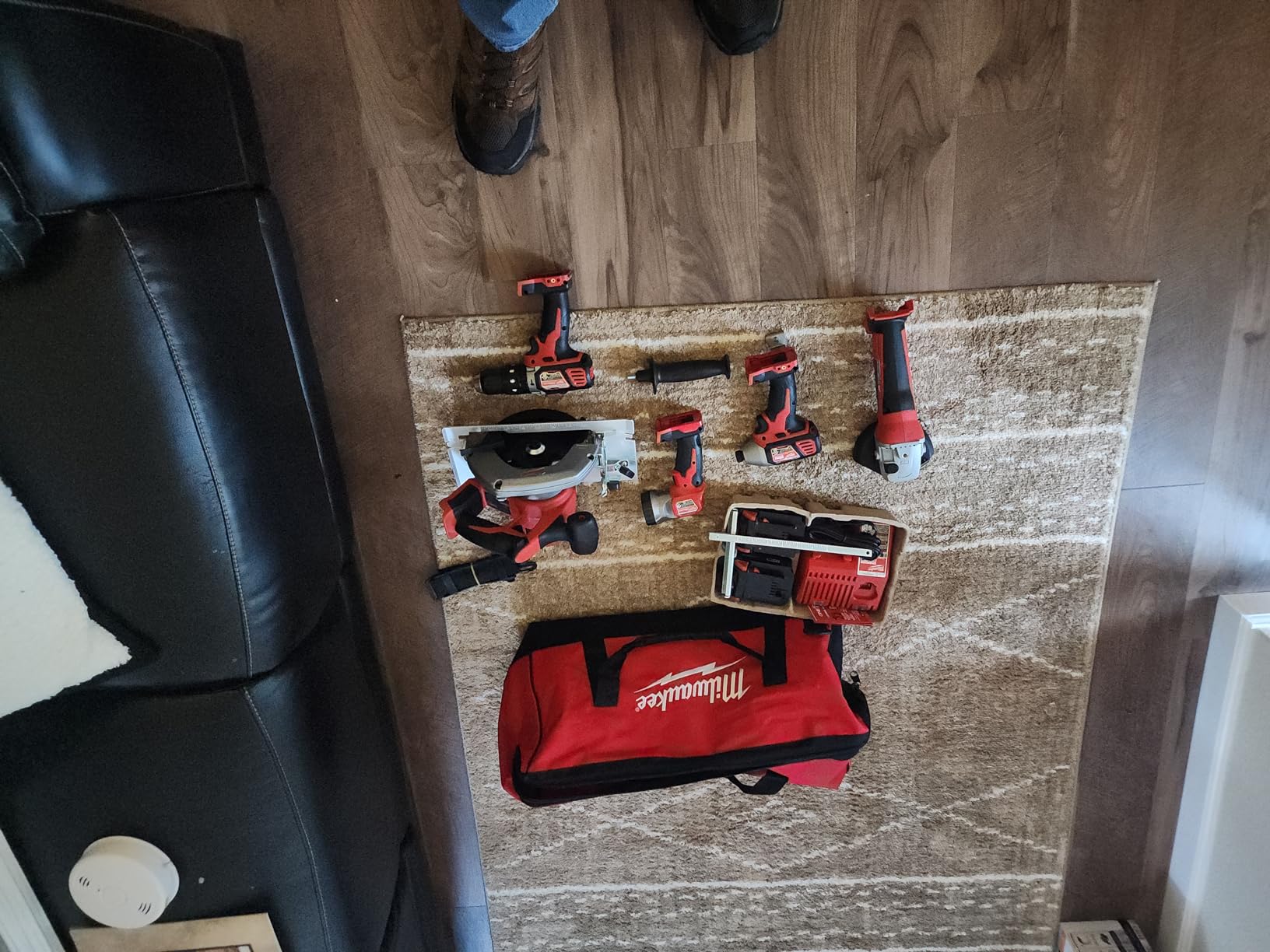 Milwaukee M18 Cordless LITHIUM-ION 6-Tool Combo Kit (2696-26) customer photo 1