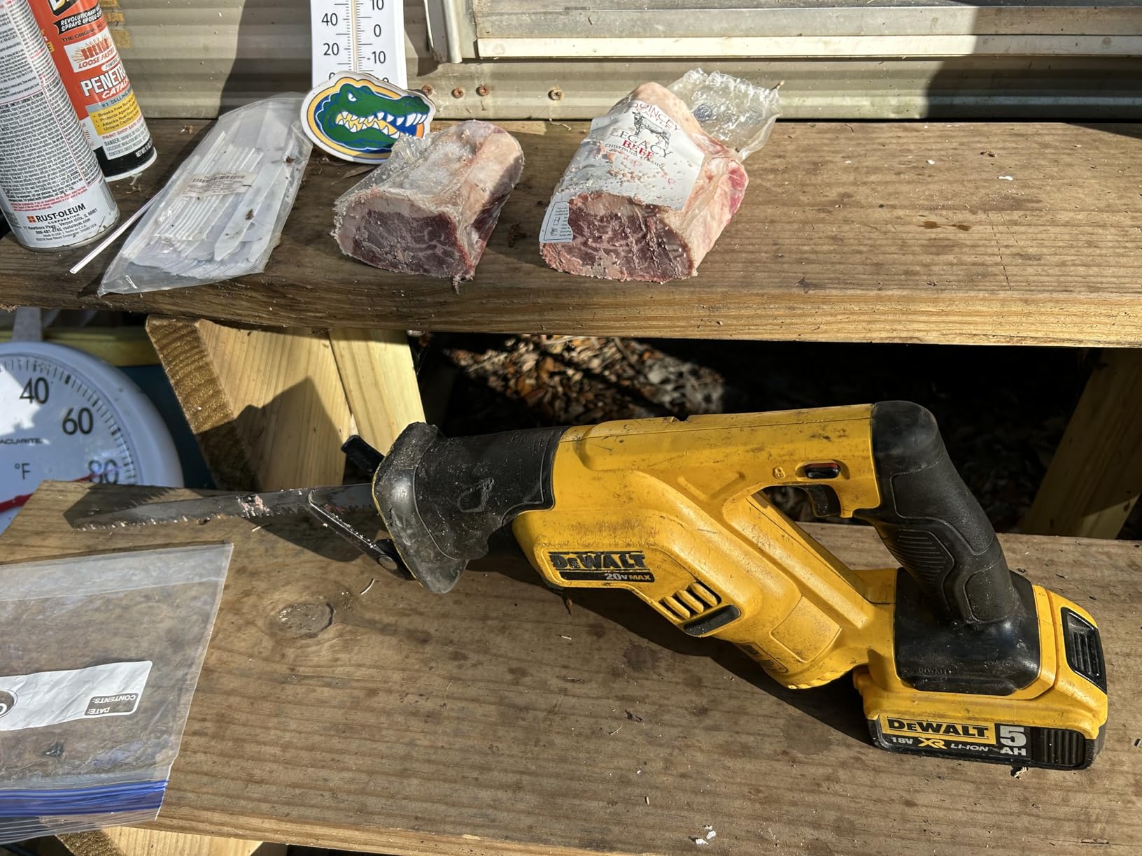 DEWALT 20V MAX 5 Ah Lithium Ion Battery 2-Pack (DCB205-2) customer photo 2